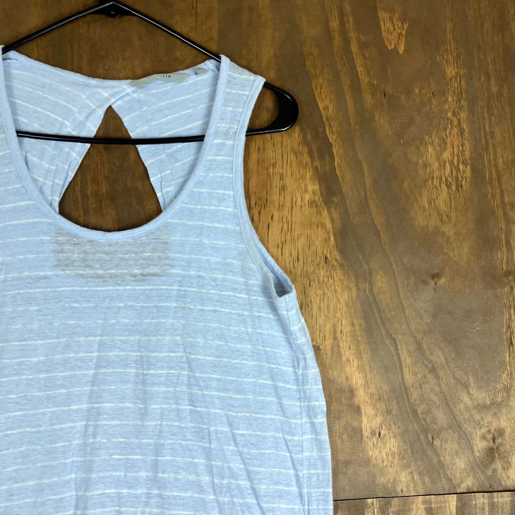 Athleta Athleta Blouse Sleeveless Blue White Stripe 100% Linen Key Hole Tank Small Womens Size S / US 4 / IT 40 - 5 Thumbnail