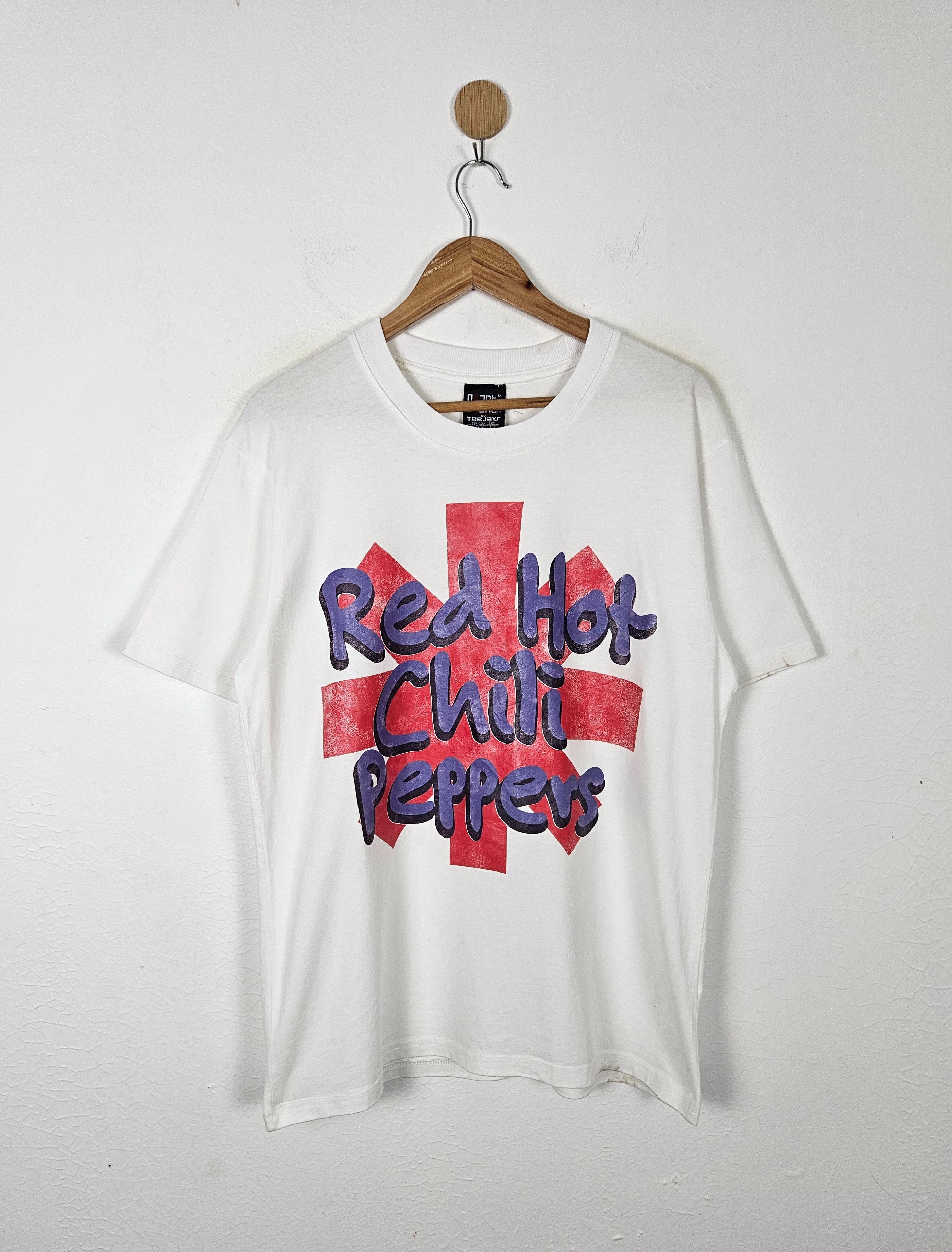 Band Tees × Vintage Vintage 90s Red Hot Chili Peppers 1996 tour shirt |  Grailed