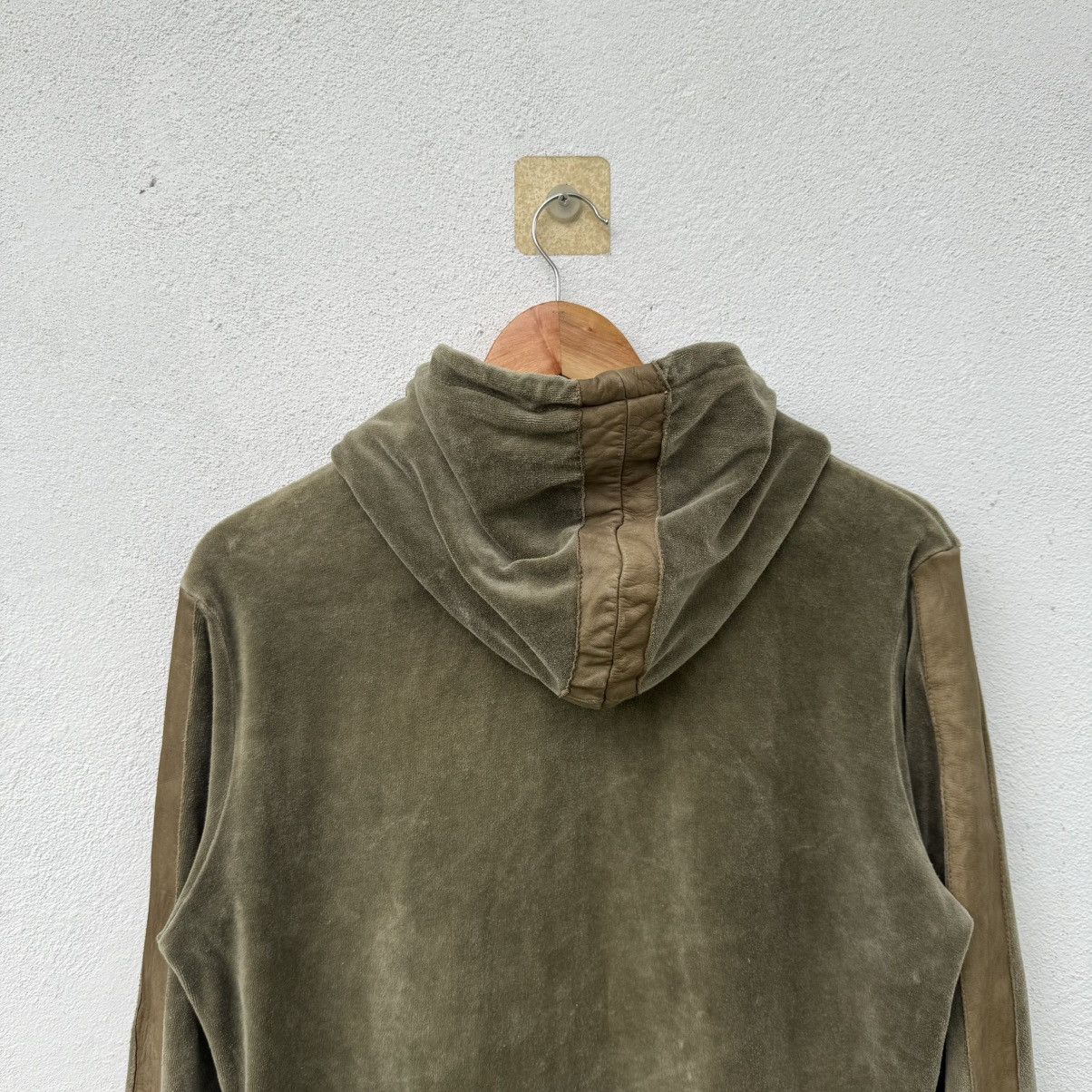 Obelisk Vintage Obelisk Leather Strip Hoodie Size US M / EU 48-50 / 2 - 6 Thumbnail