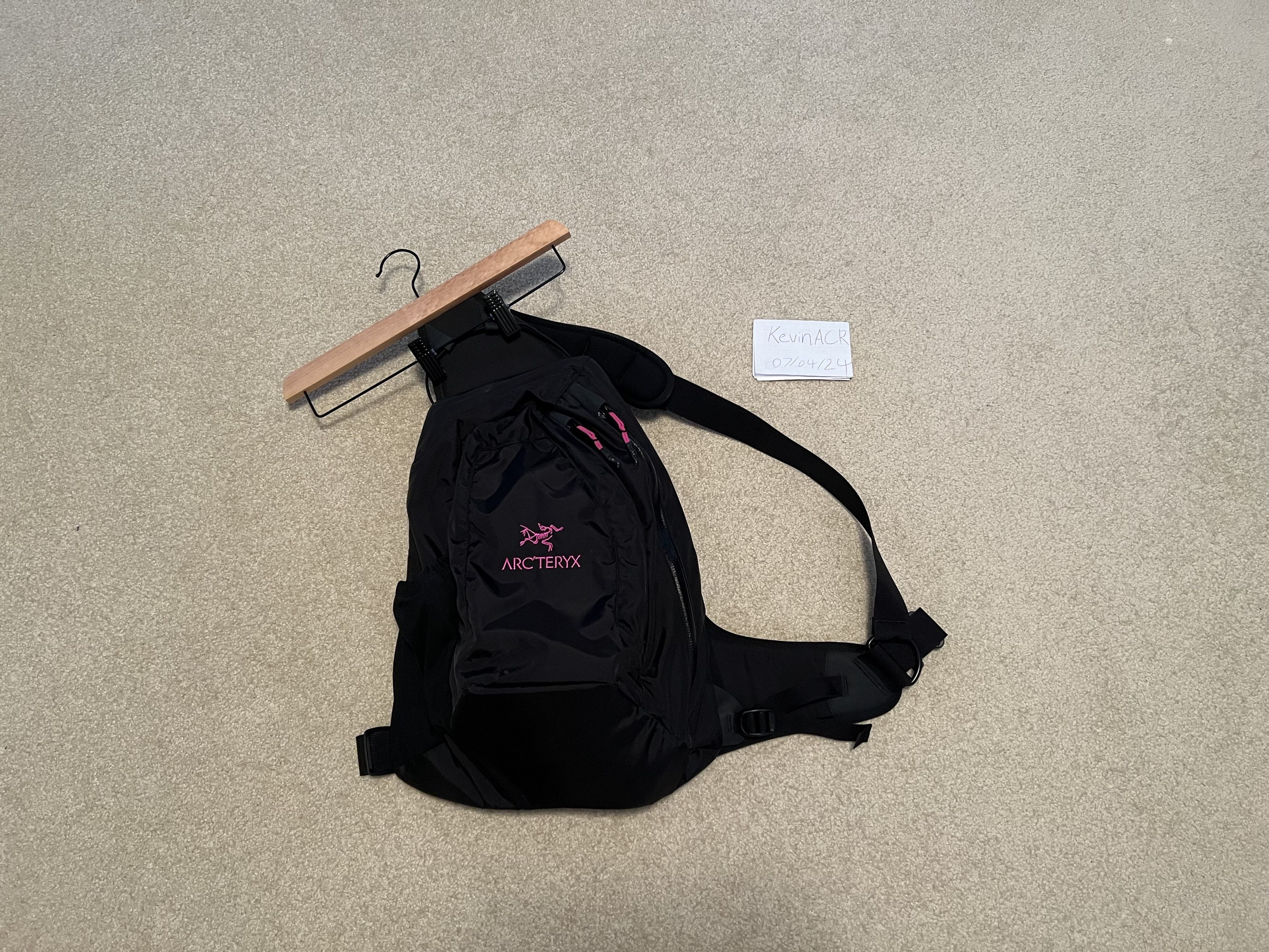 ARC-TERYX SYSTEM_A ばけ QUIVER CROSSBODY PACK ARC-TERYX SYSTEM_A ばけ QUIVER CROSSBODY PACK