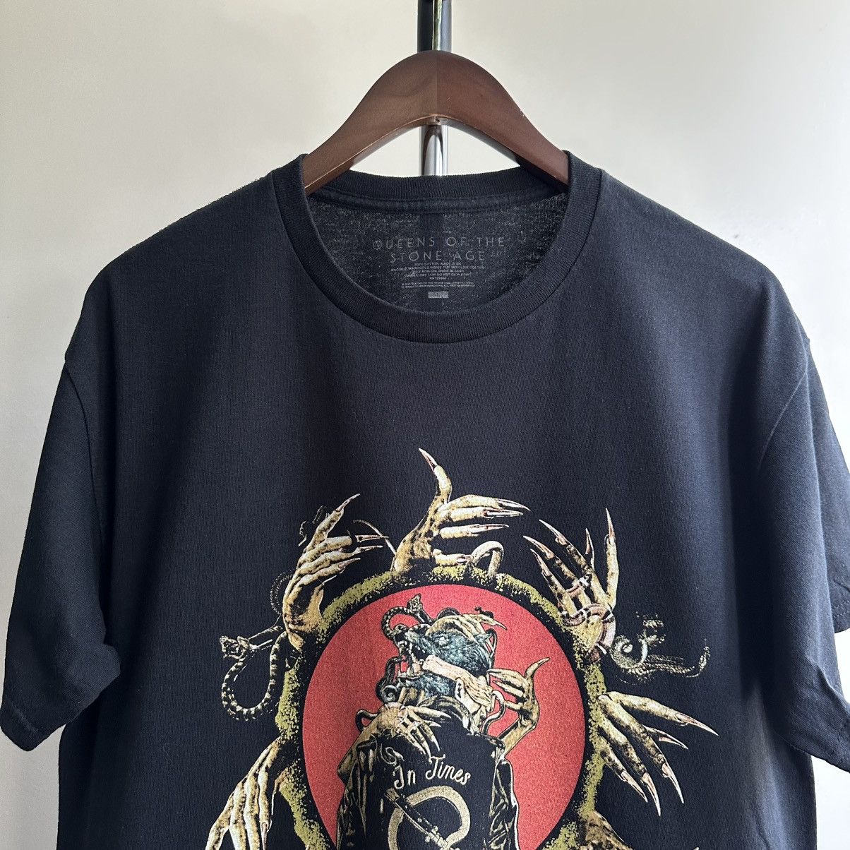 Band Tees QUEENS OF THE STONE AGE BAND PROMO TEE Size US L / EU 52-54 / 3 - 2 Thumbnail