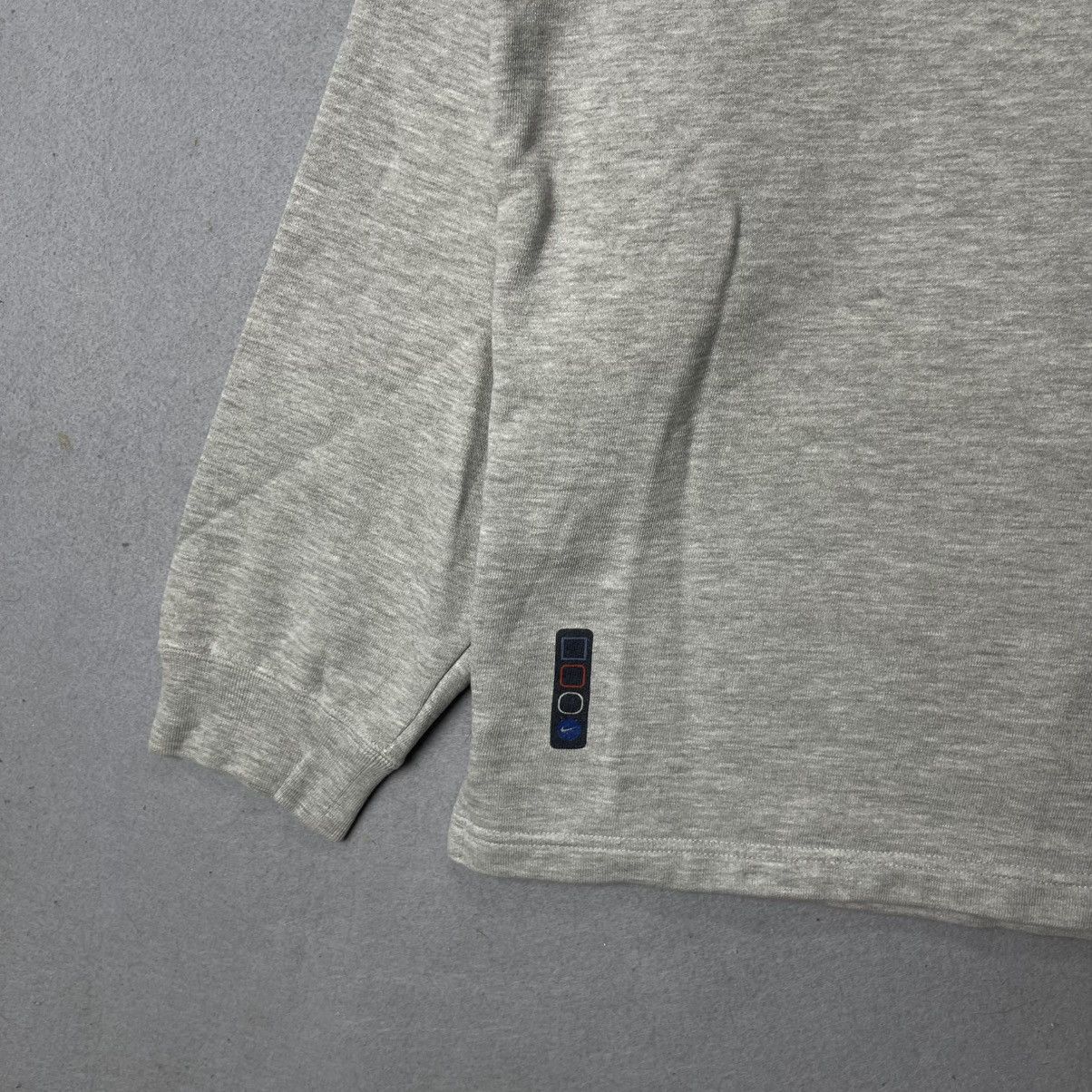 Nike Nike Vintage Minimal Logo Sweatshirt Size US XL / EU 56 / 4 - 3 Thumbnail