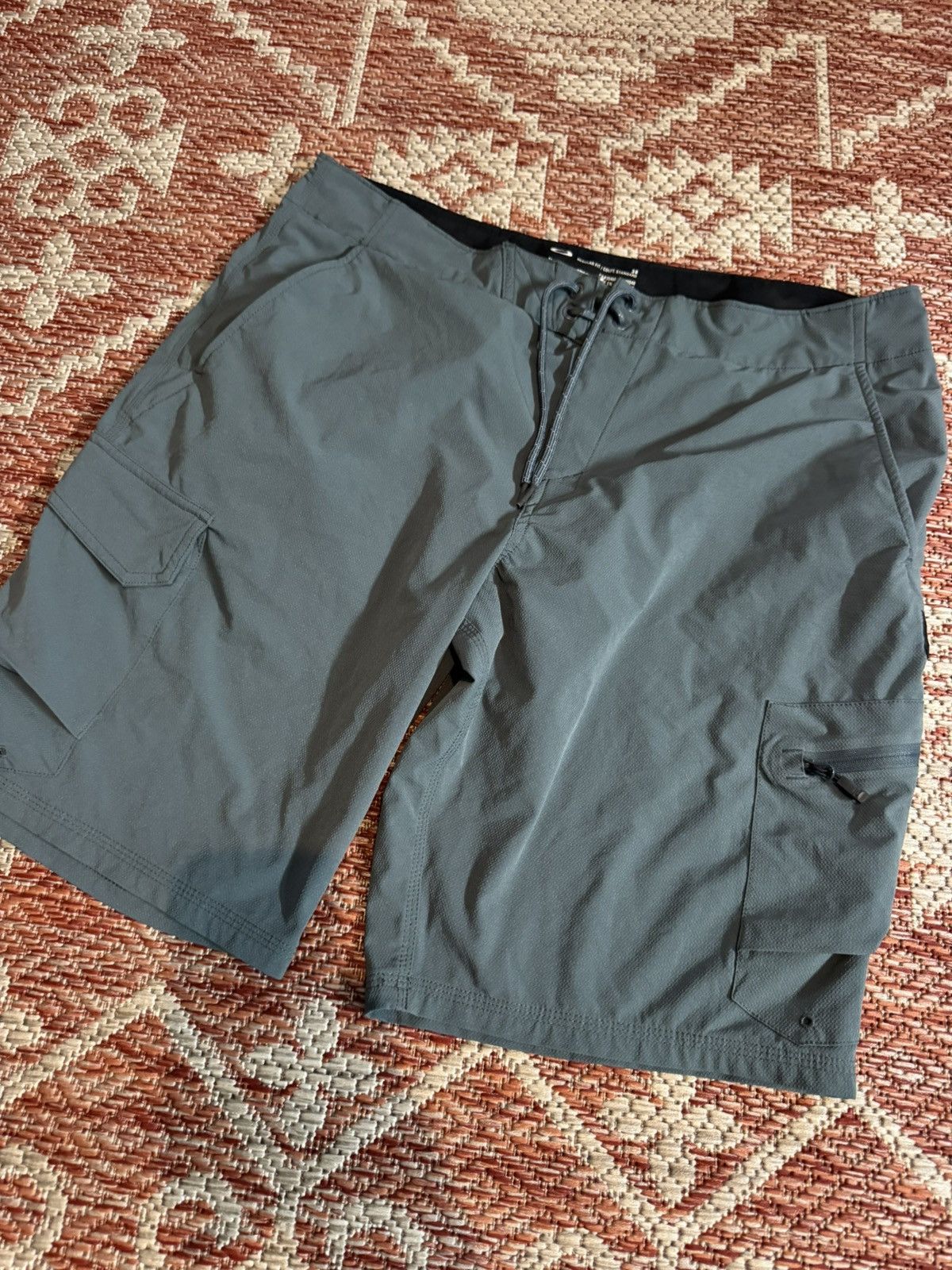 Oakley Oakley Men’s water shorts size M Blue Size US 33 - 1 Thumbnail