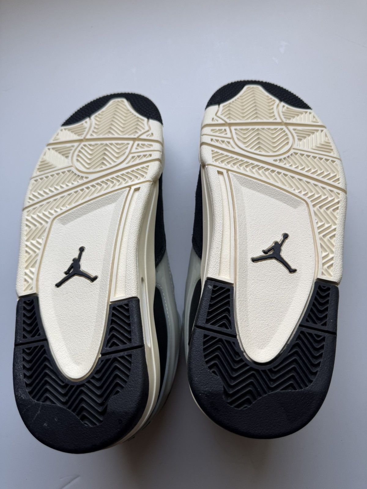 Nike Nike Air Jordan 4 RM Size US 6 / EU 39 - 4 Thumbnail
