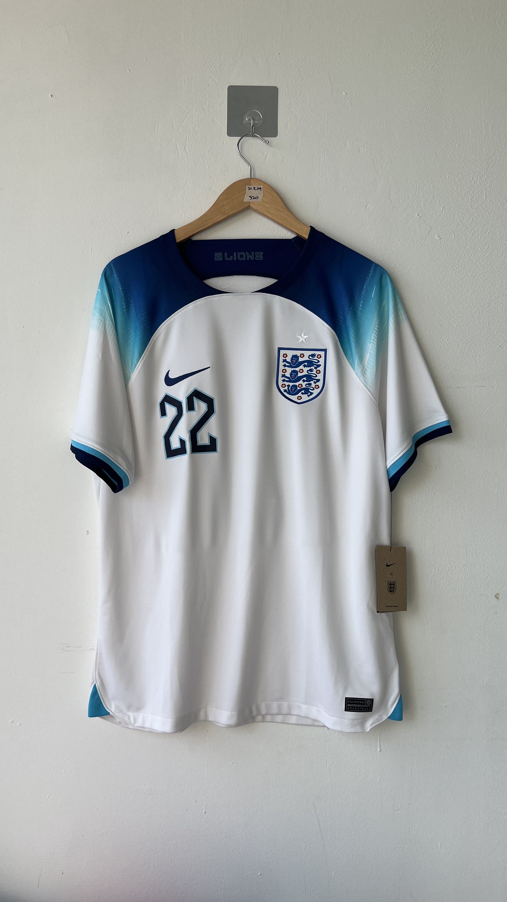 Nike (L) England 2022-23 Home Shirt Bellingham #22 (New) Kit Size US L / EU 52-54 / 3 - 2 Thumbnail