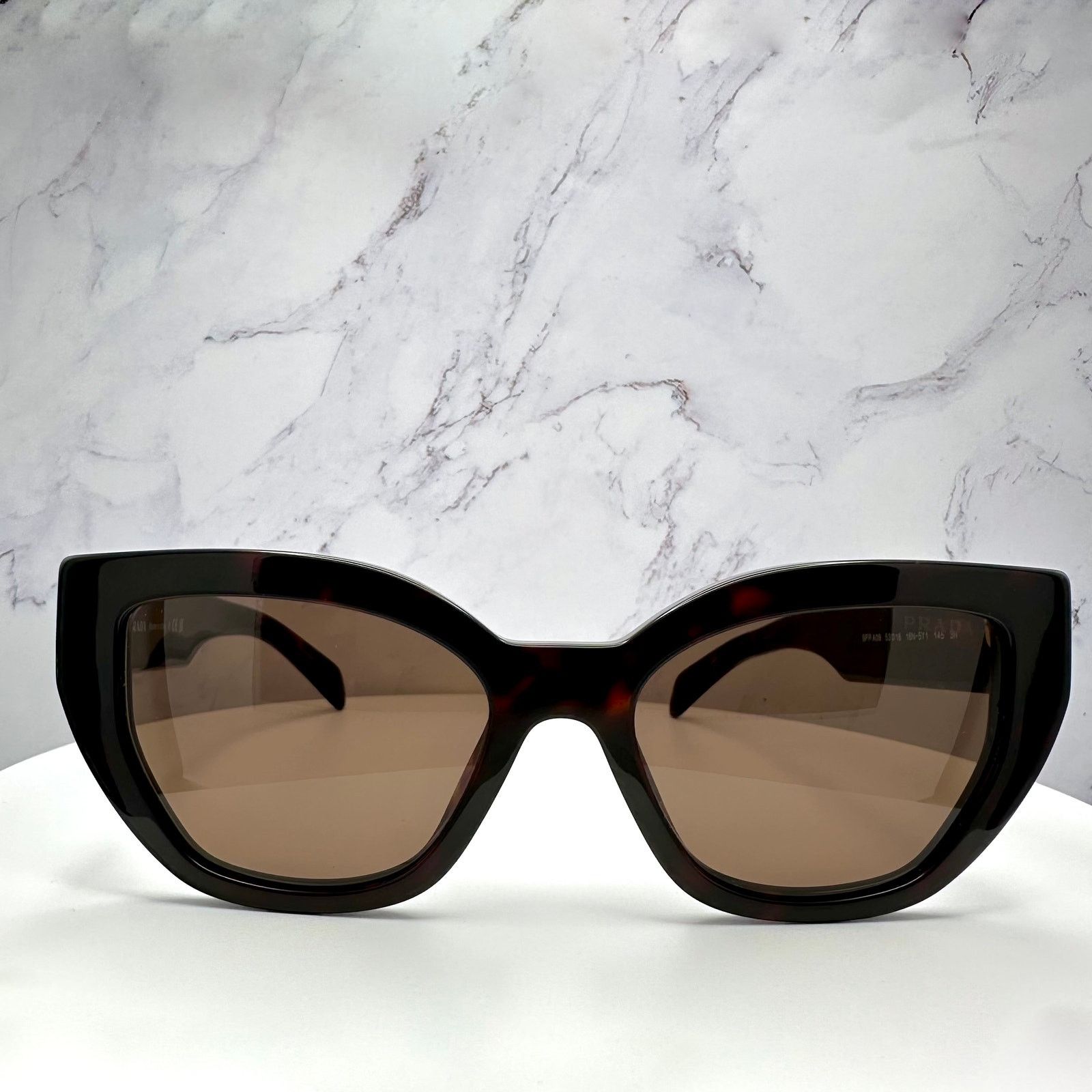 Prada New Prada Sunglasses Cat Eye Brown Tortoise Gold Logo Size ONE SIZE - 2 Thumbnail