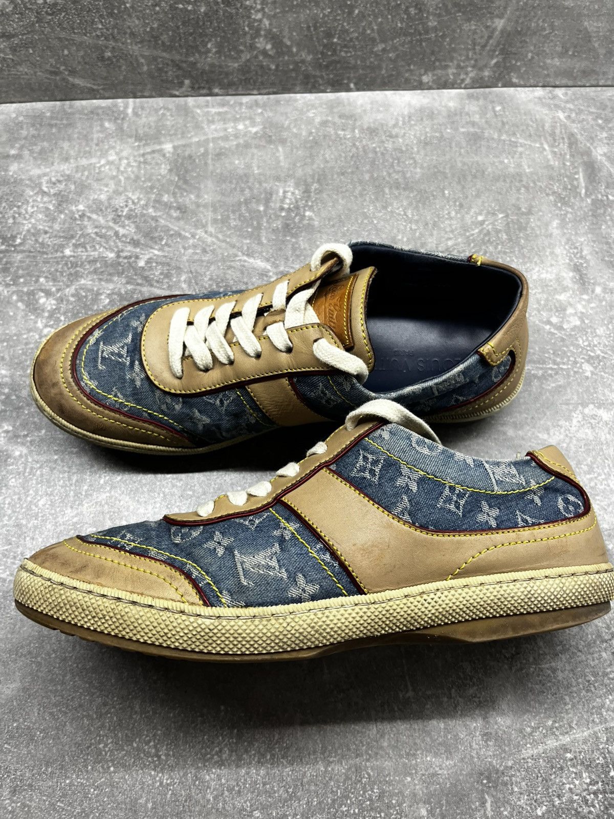 Louis Vuitton Louis Vuitton beige leather blue monogram denim sneakers Size US 6 / IT 36 - 7 Thumbnail