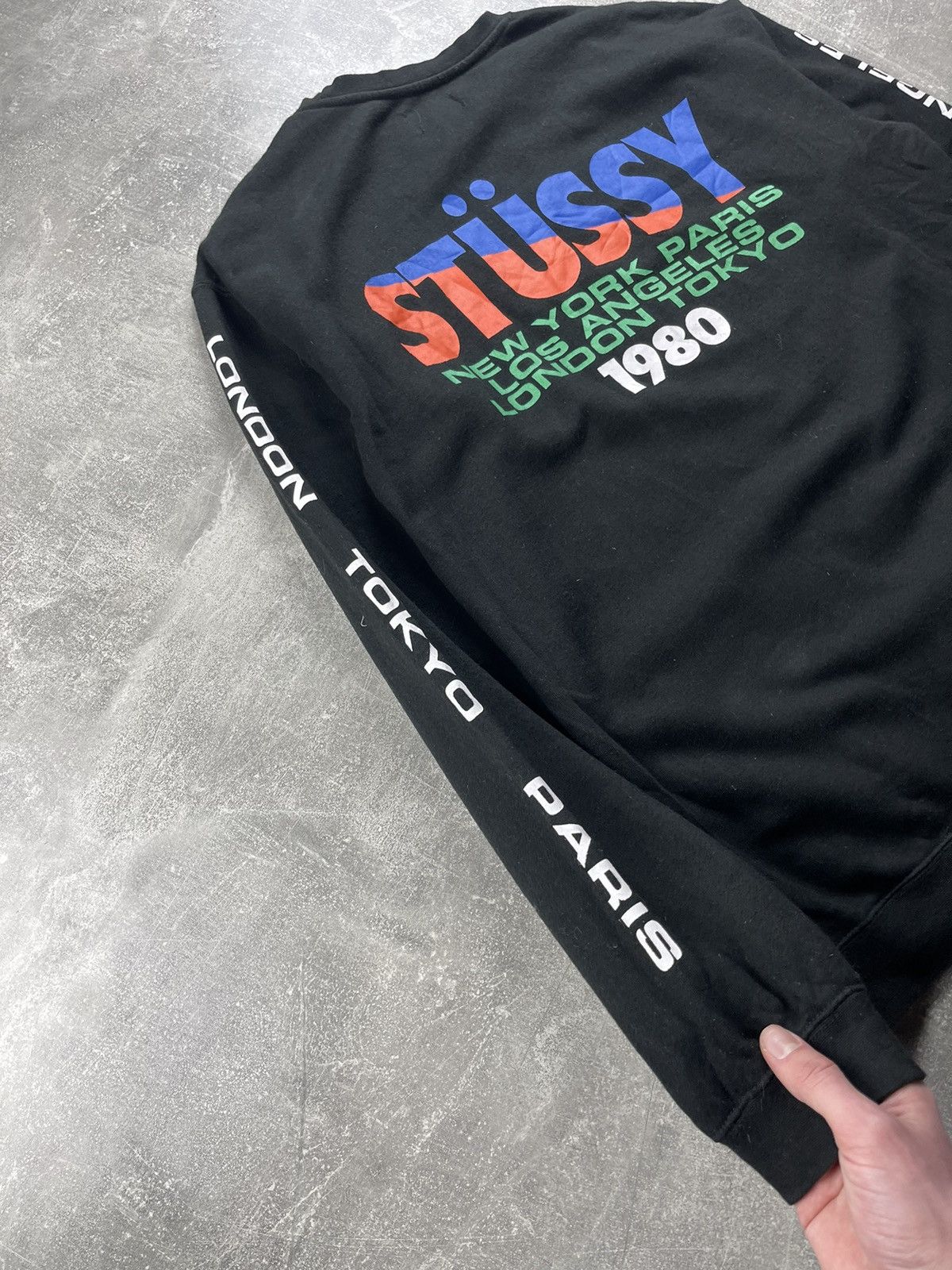 Stussy Stüssy World Tour “1980” Graphic Crewneck Sweatshirt Black Size US S / EU 44-46 / 1 - 4 Thumbnail