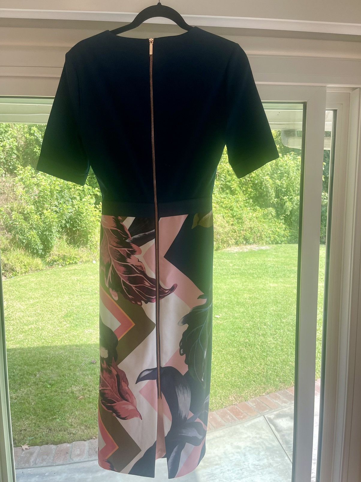 Ted Baker BNWT Ted Baker Bodycon dress (Size 3) Size L / US 10 / IT 46 - 2 Thumbnail