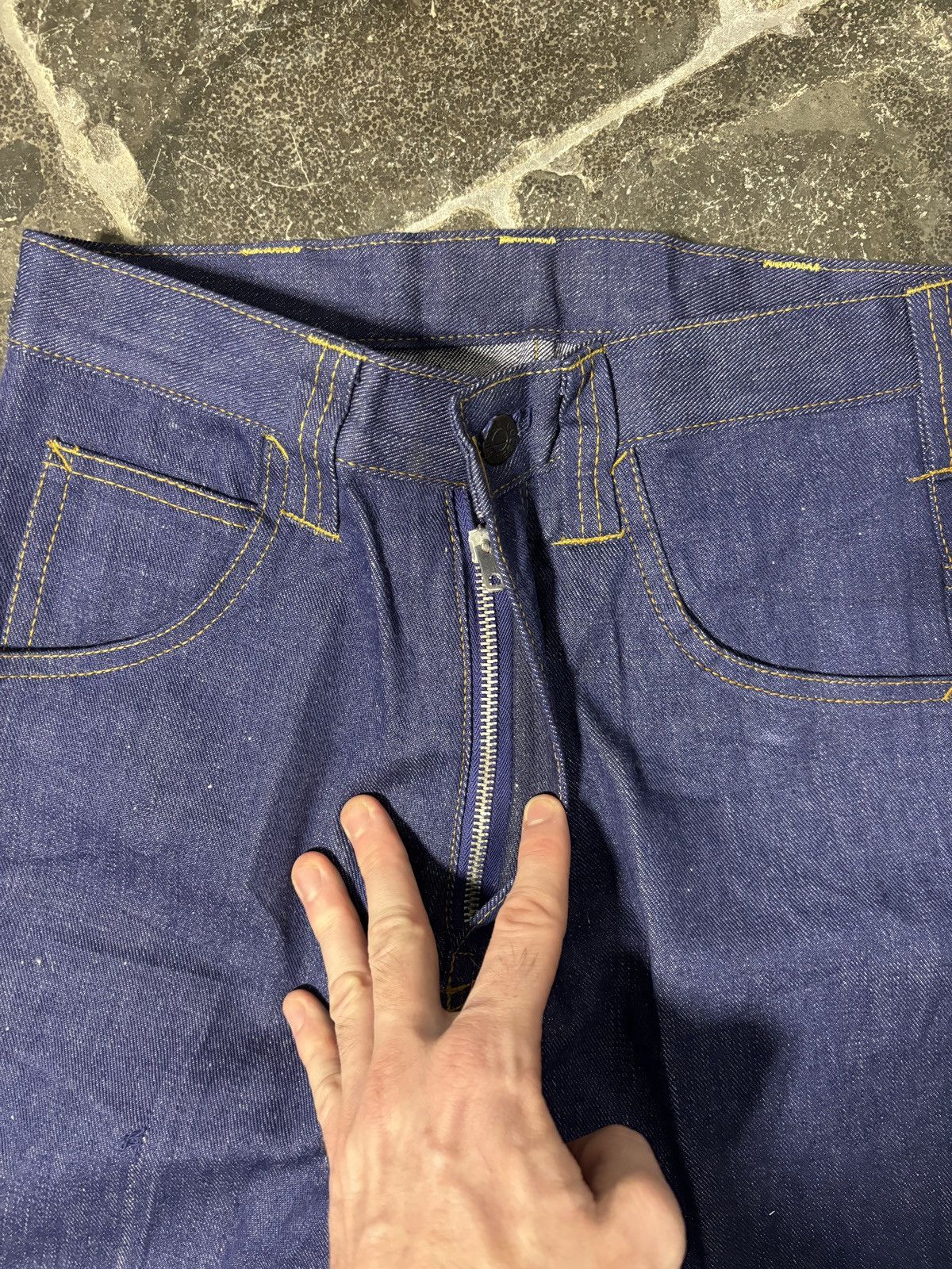 Vintage 1970s Flared Jeans Vintage Dark Wash Golden Horse Bell Botto Size 26" / US 2 / IT 38 - 11 Thumbnail