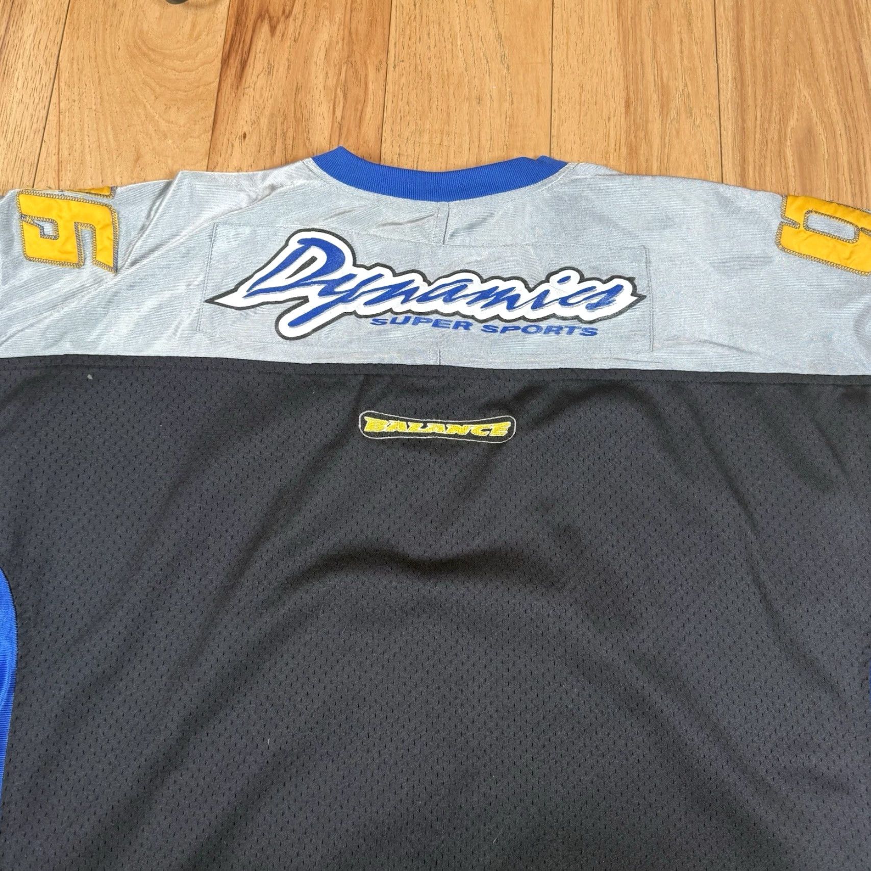 New Balance VINTAGE Balance Six Dynamics Super Sports Jersey Mens XL Blue Black Yellow Y2K New Balance Sports Activewear Casual Regular Yellow Mens XL Jersey Size US XL / EU 56 / 4 - 7 Thumbnail