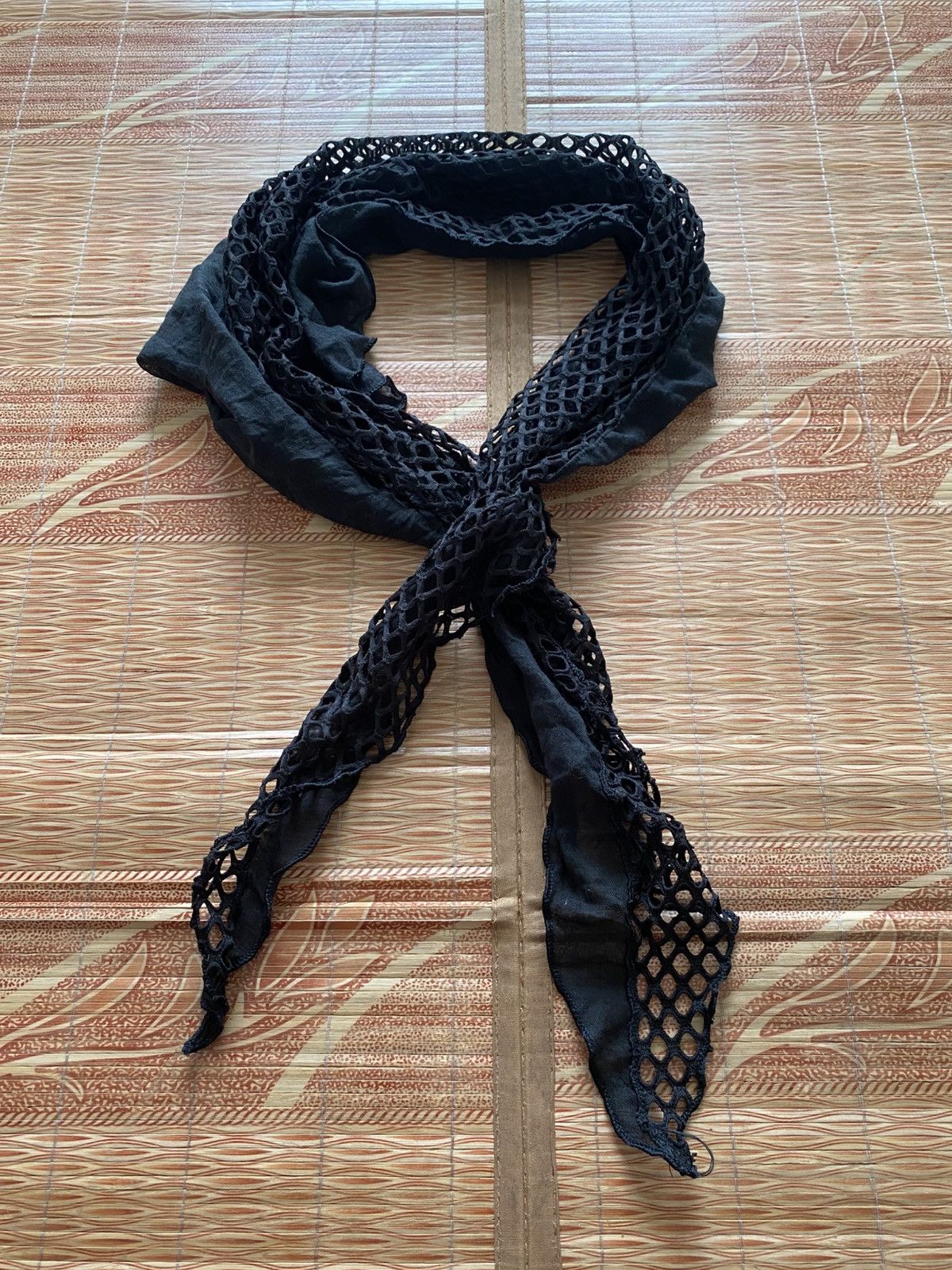 14th Addiction Black Scard Hybrid Japanese Vkei Tornadomart Kmrii Size ONE SIZE - 4 Thumbnail