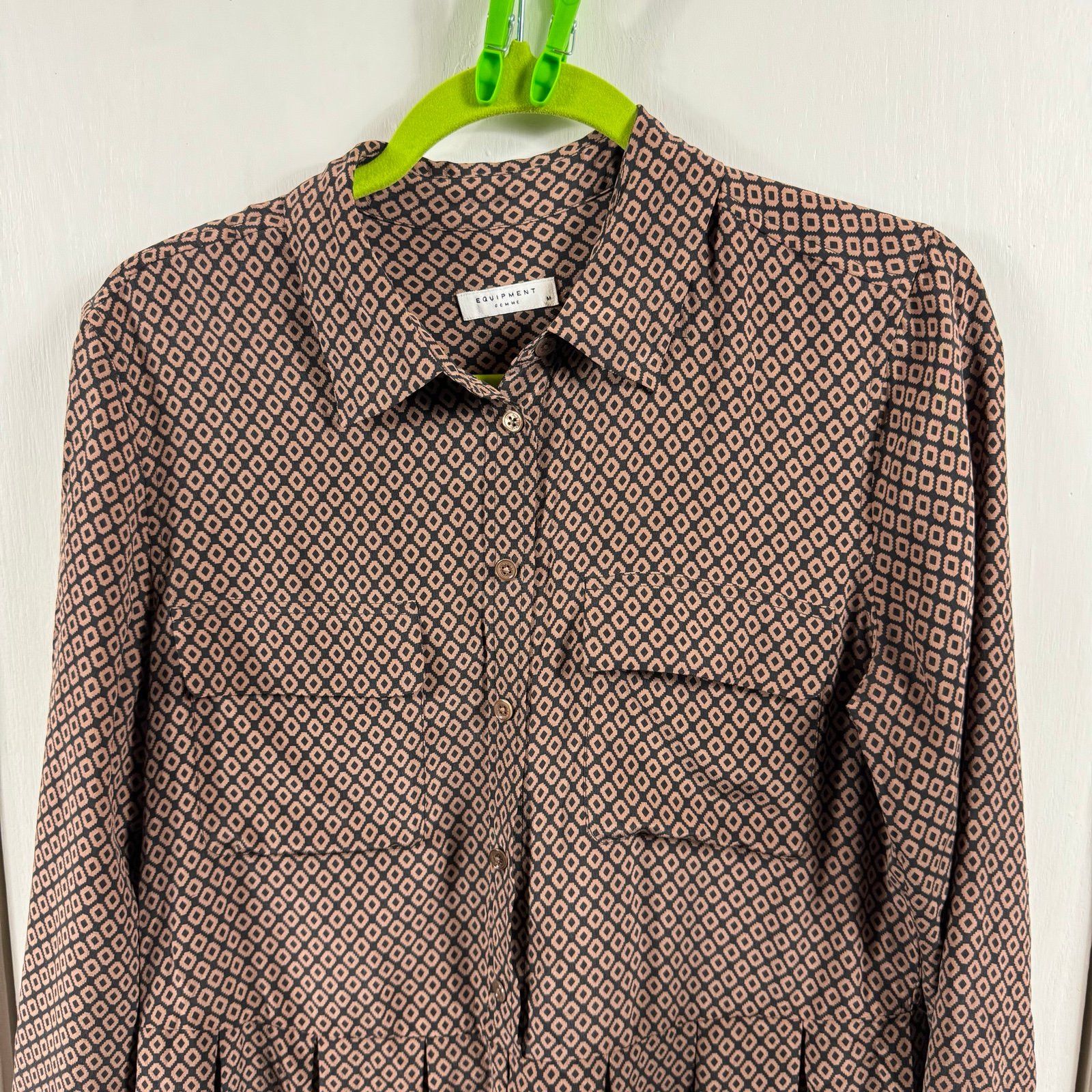 Equipment Equipment Femme Womens Silk Collared Long Sleeve Skater Dre Size M / US 6-8 / IT 42-44 - 4 Thumbnail
