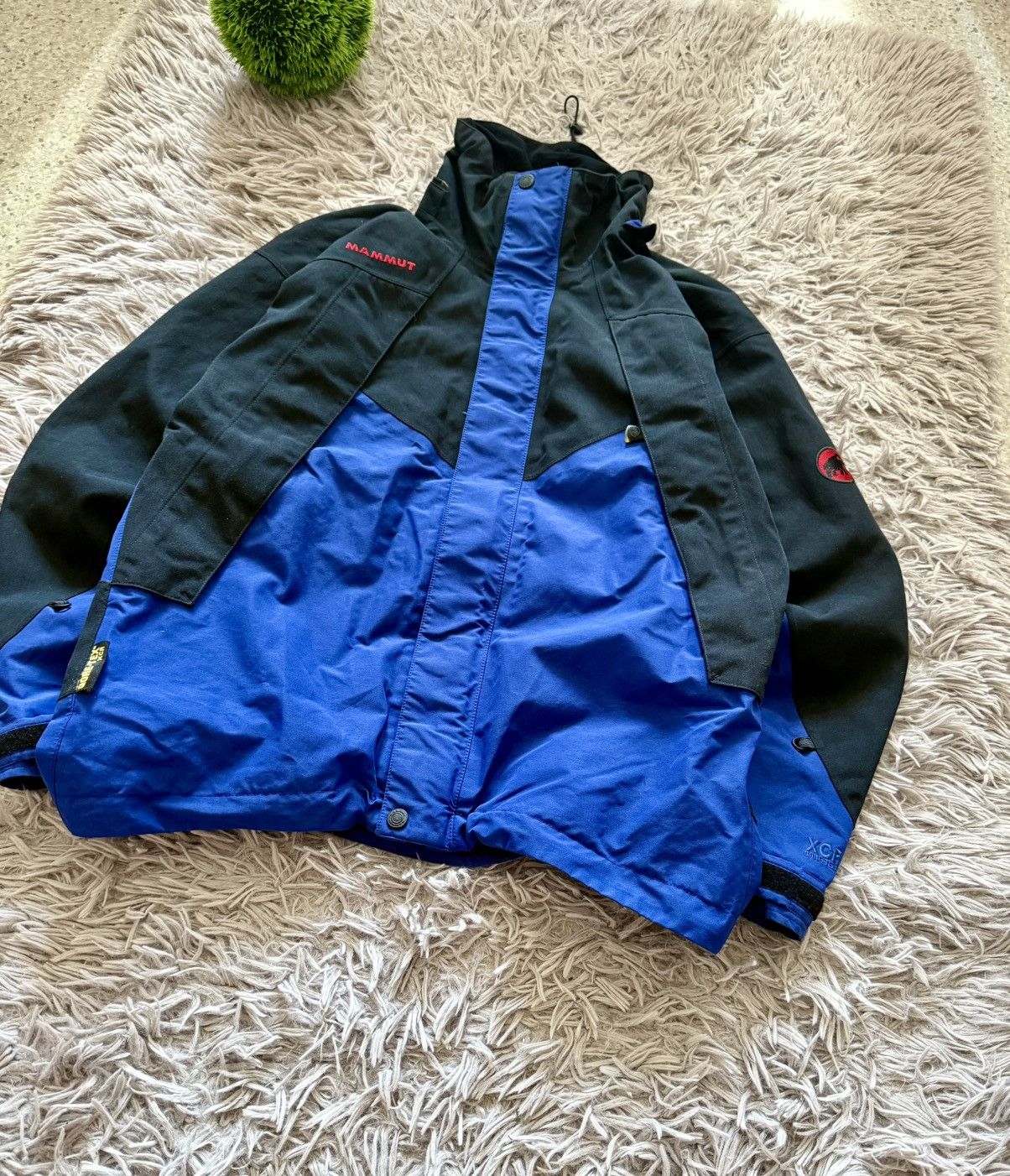 Mammut 00s Mammut Extreme Windbreaker Light Jacket Gore-Tex XCR Size US S / EU 44-46 / 1 - 10 Thumbnail