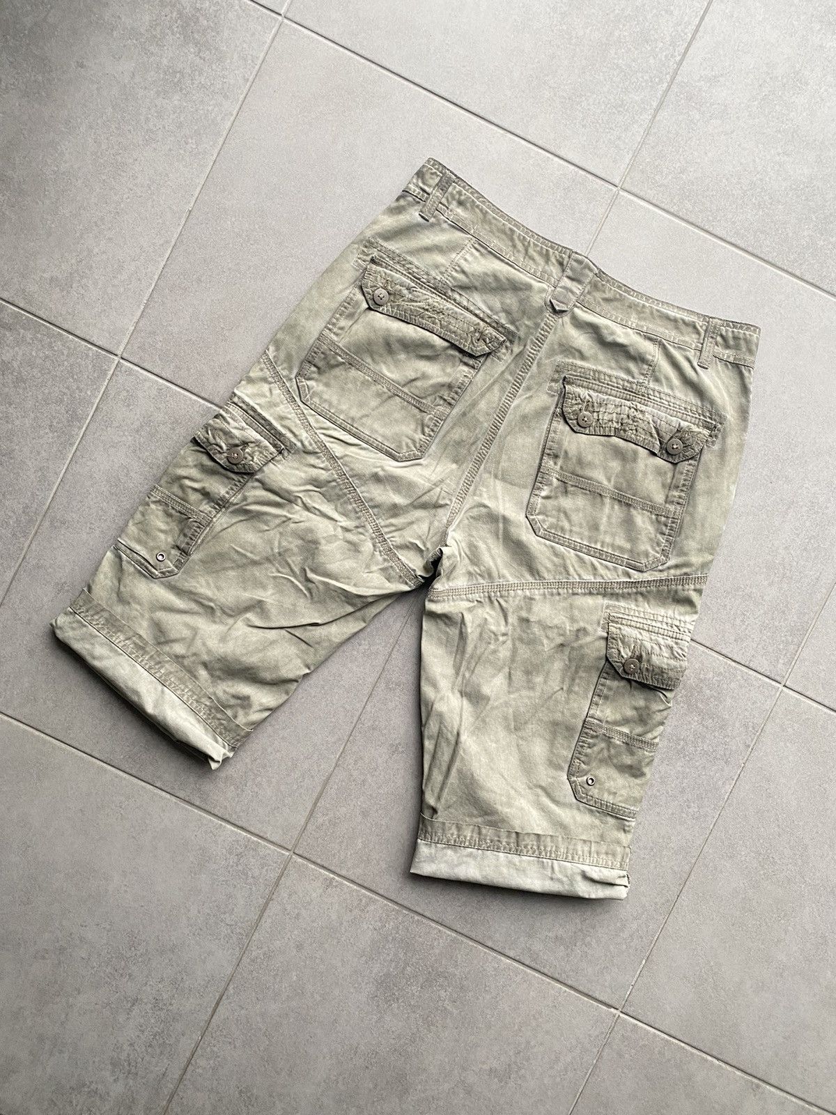 Vintage Vintage Cargo Shorts Faded Size US 32 / EU 48 - 6 Thumbnail