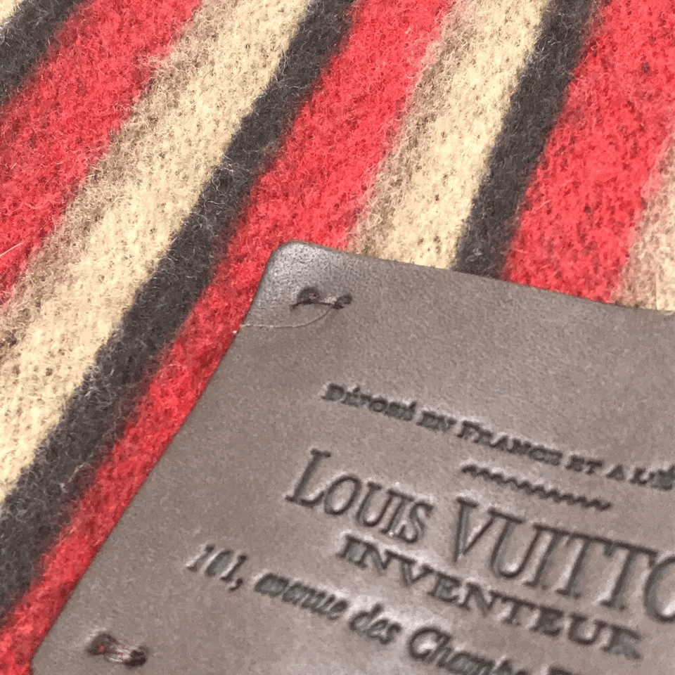 Louis Vuitton LOUIS VUITTON Efficial - Leie Muffler Scarf Red Size ONE SIZE - 3 Thumbnail