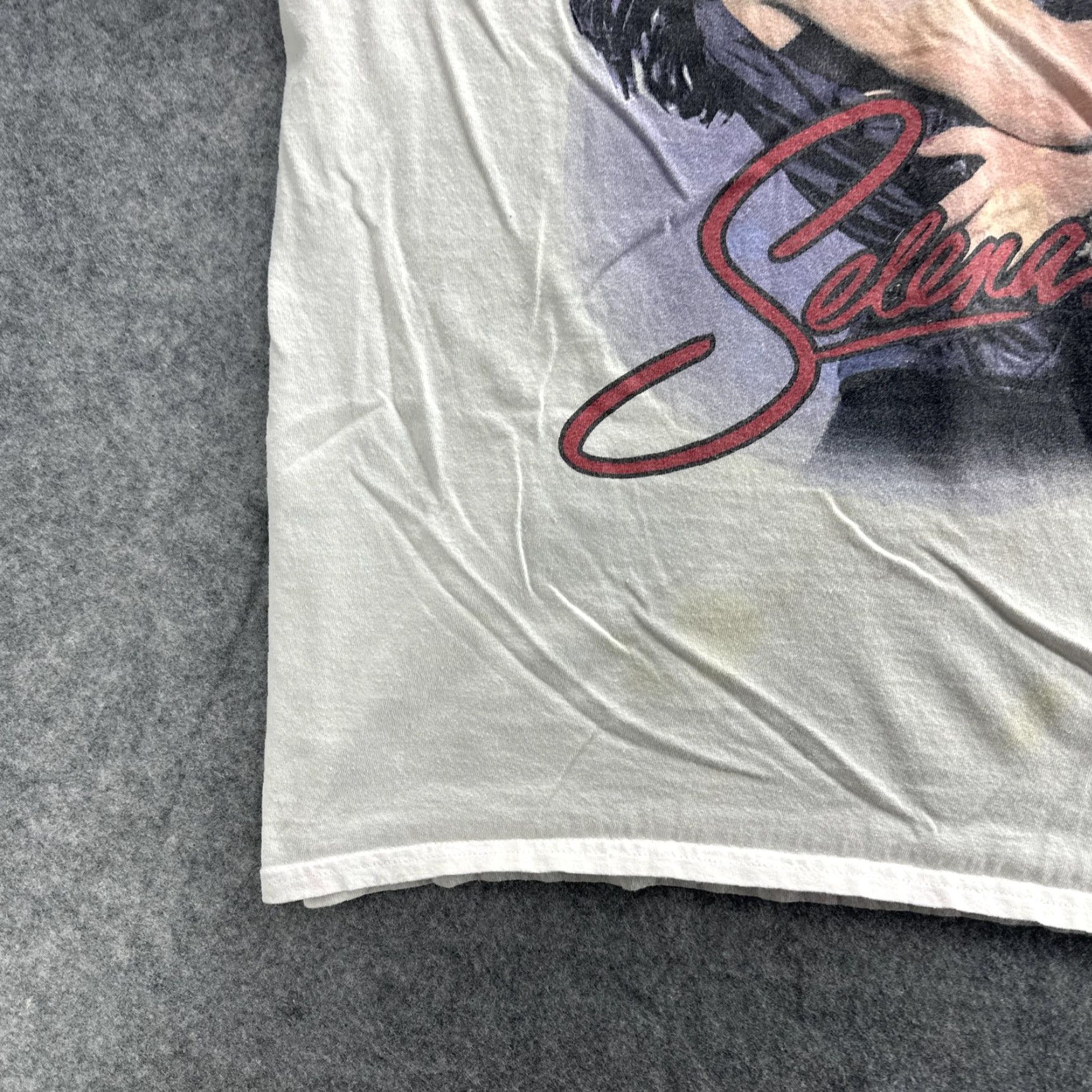 Vintage Selena Shirt Mens Large White Graphic Tee Official Merchandise Music Icon 2019 Size US L / EU 52-54 / 3 - 4 Thumbnail