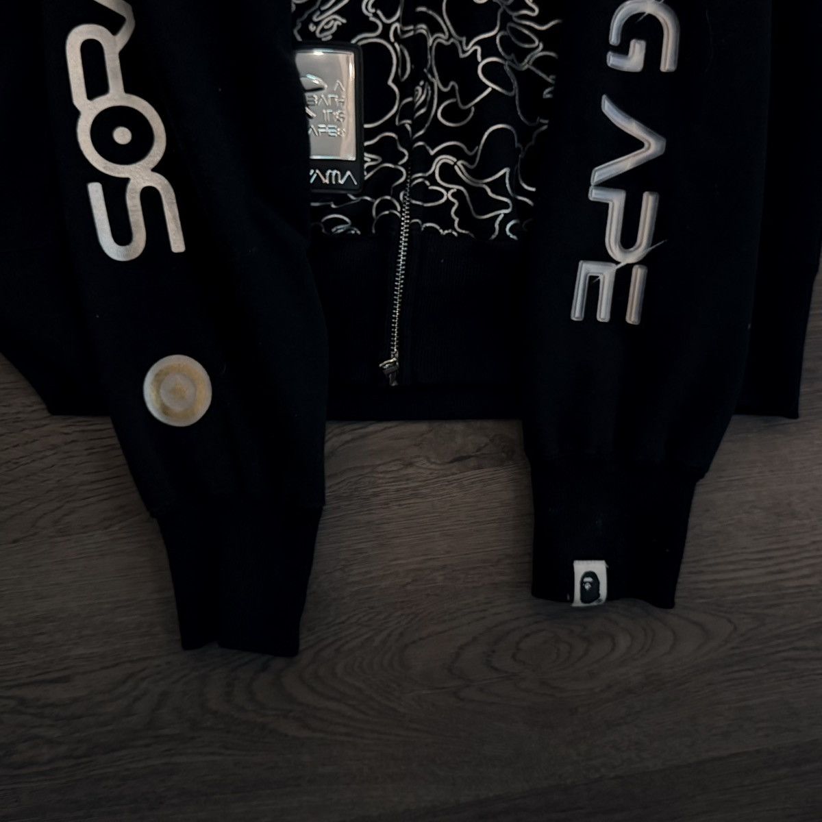 Bape BAPE x Hajime Sorayama Shark Full Zip Hoodie Size US M / EU 48-50 / 2 - 5 Thumbnail
