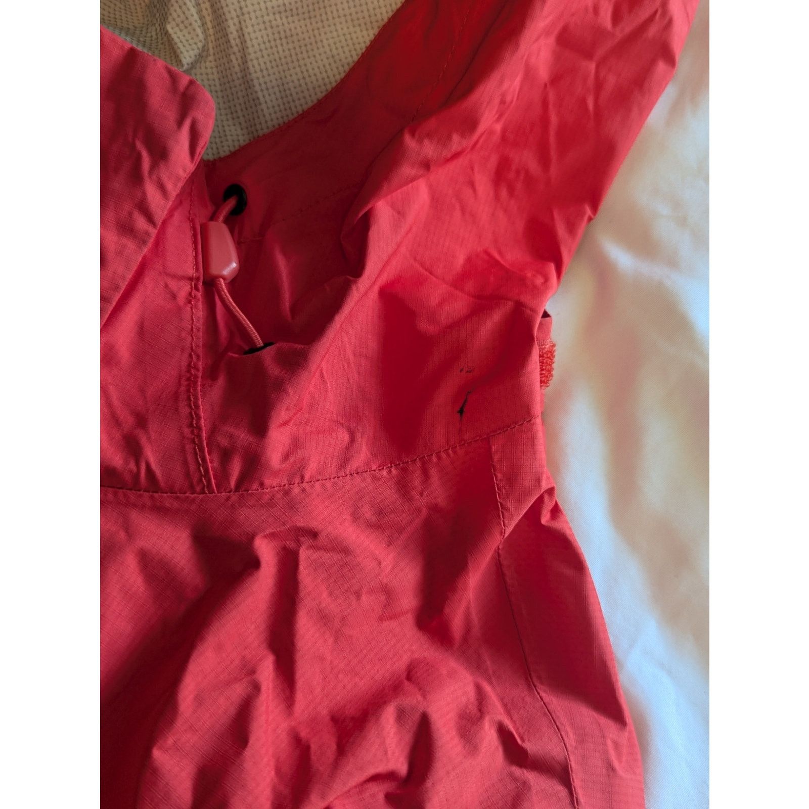 The North Face The North Face Lightweight Packable Rain Jacket Small Womens Size S / US 4 / IT 40 - 14 Thumbnail