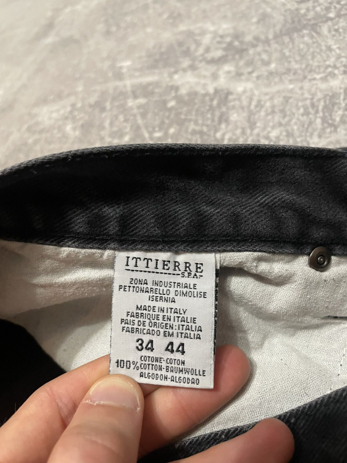 Armani Vintage Armani Jeans Black Regular Fit Denim Size 34 Size US 34 / EU 50 - 10 Thumbnail