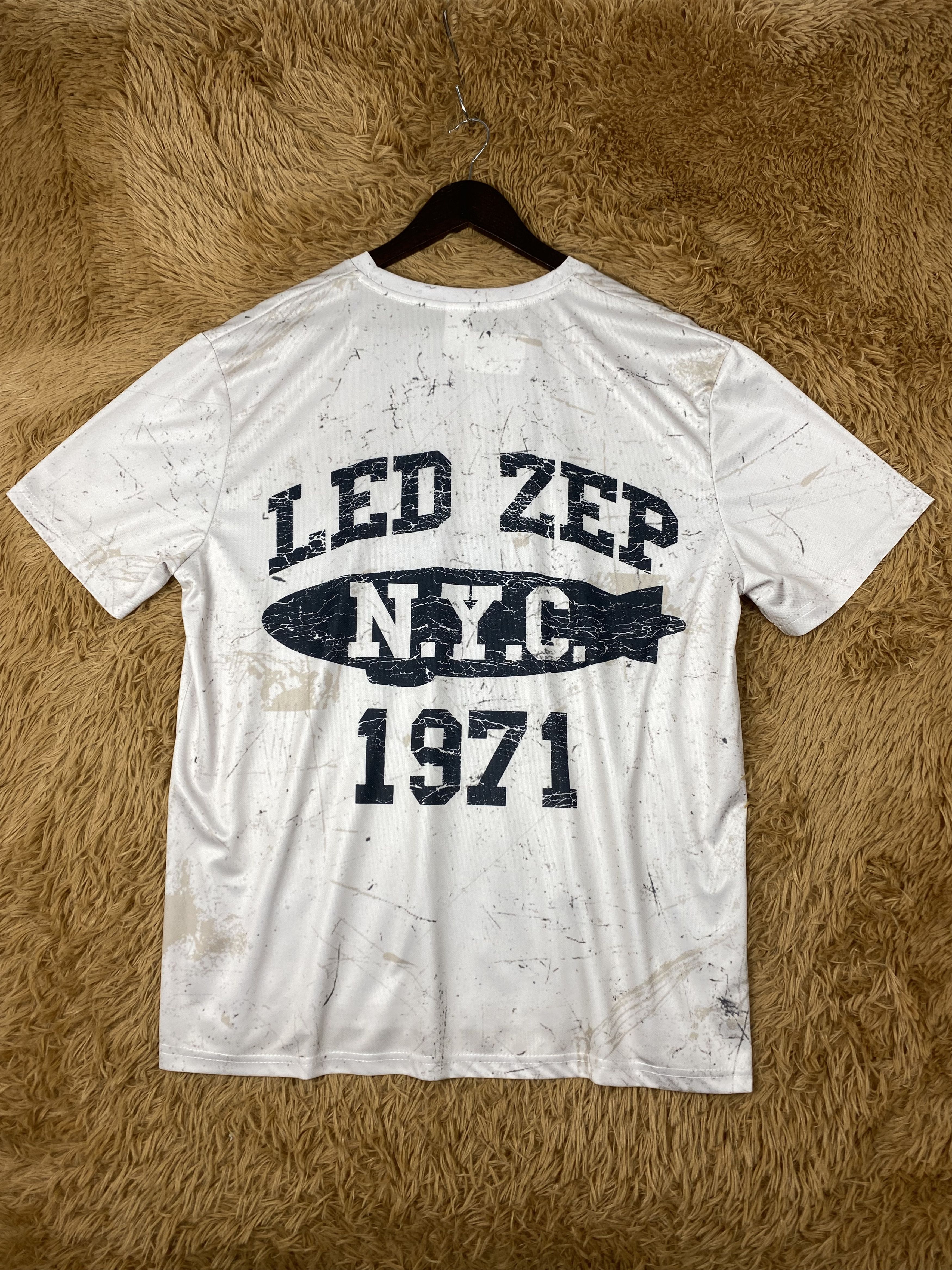 Led Zeppelin Vintage Led Zep Short Sleeve T-Shirts PT0070 Size US XXL / EU 58 / 5 - 4 Thumbnail