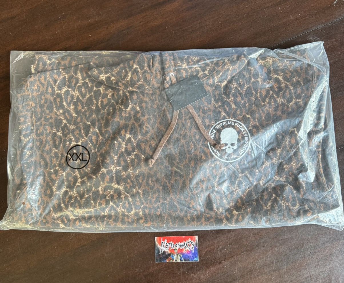 Number (N)ine × Supreme Supreme Number (N)ine Hoodie Leopard Size US XXL / EU 58 / 5 - 10 Thumbnail