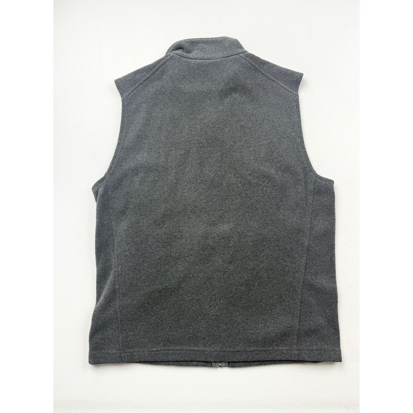 Vintage Columbia Vest Mens Medium Gray Fleece Full Zip Pockets Outdoor Hiking Casual Size US M / EU 48-50 / 2 - 2 Thumbnail