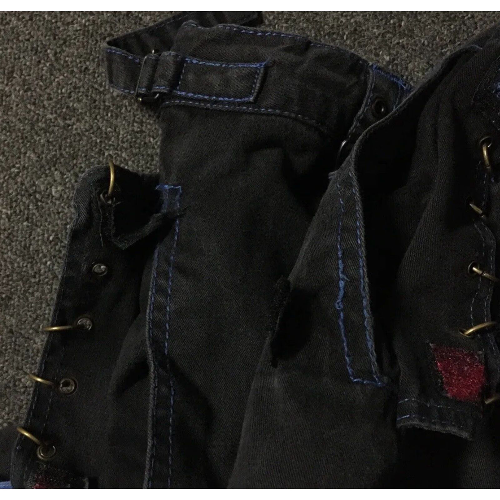 JNCO VINTAGE Tripp NYC Pants Mens Black 34 Wide Leg Jeans Cargo 90s Goth Punk Rave Grunge Skater Baggy Studded Zippers Pockets Leather Chains Size US 34 / EU 50 - 7 Thumbnail