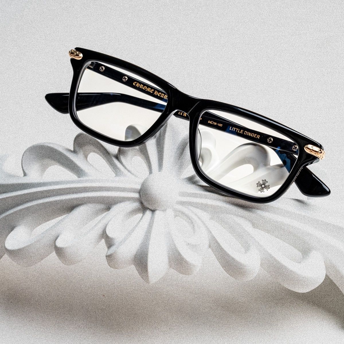 Chrome Hearts CHROME HEARTS LITTLE DINGER BLACK/ 18KGP GLASSES Size ONE SIZE - 6 Thumbnail