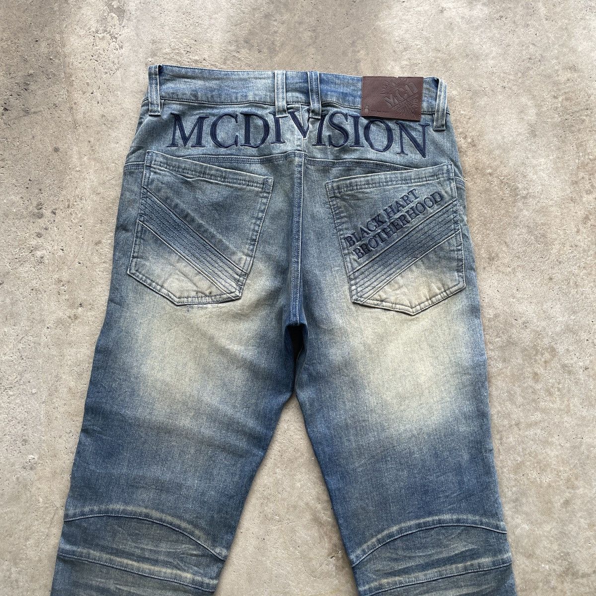 Japanese Brand Vintage Japan MCD Jeans Rusty Embroidery Denim Faded Pants Size US 31 - 10 Thumbnail