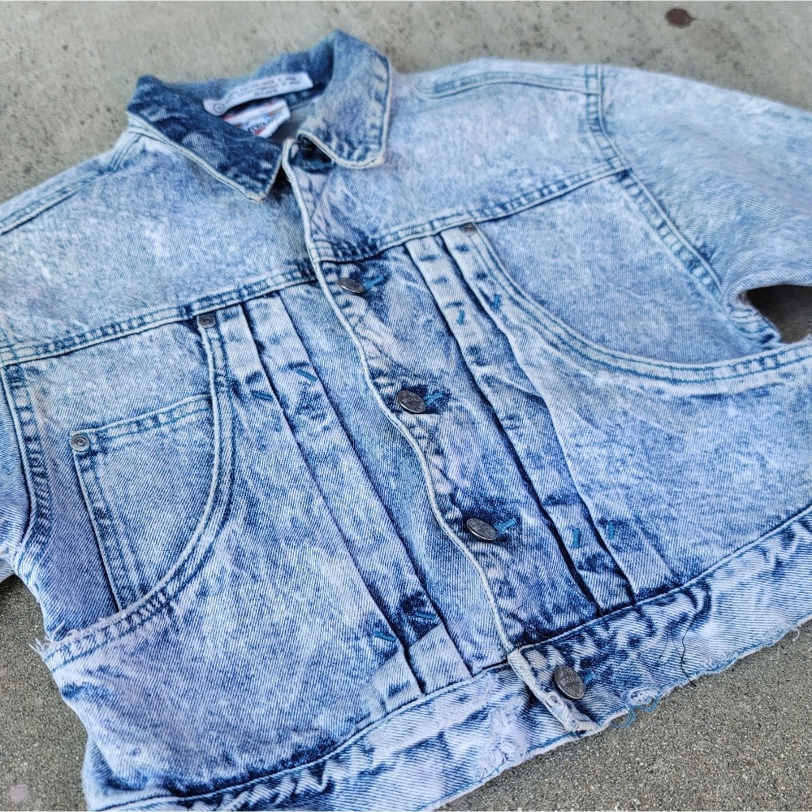 The Unbranded Brand Vtg Code Bleu Acid Washed Cropped Distressed Denim Jacket Size S / US 4 / IT 40 - 4 Thumbnail