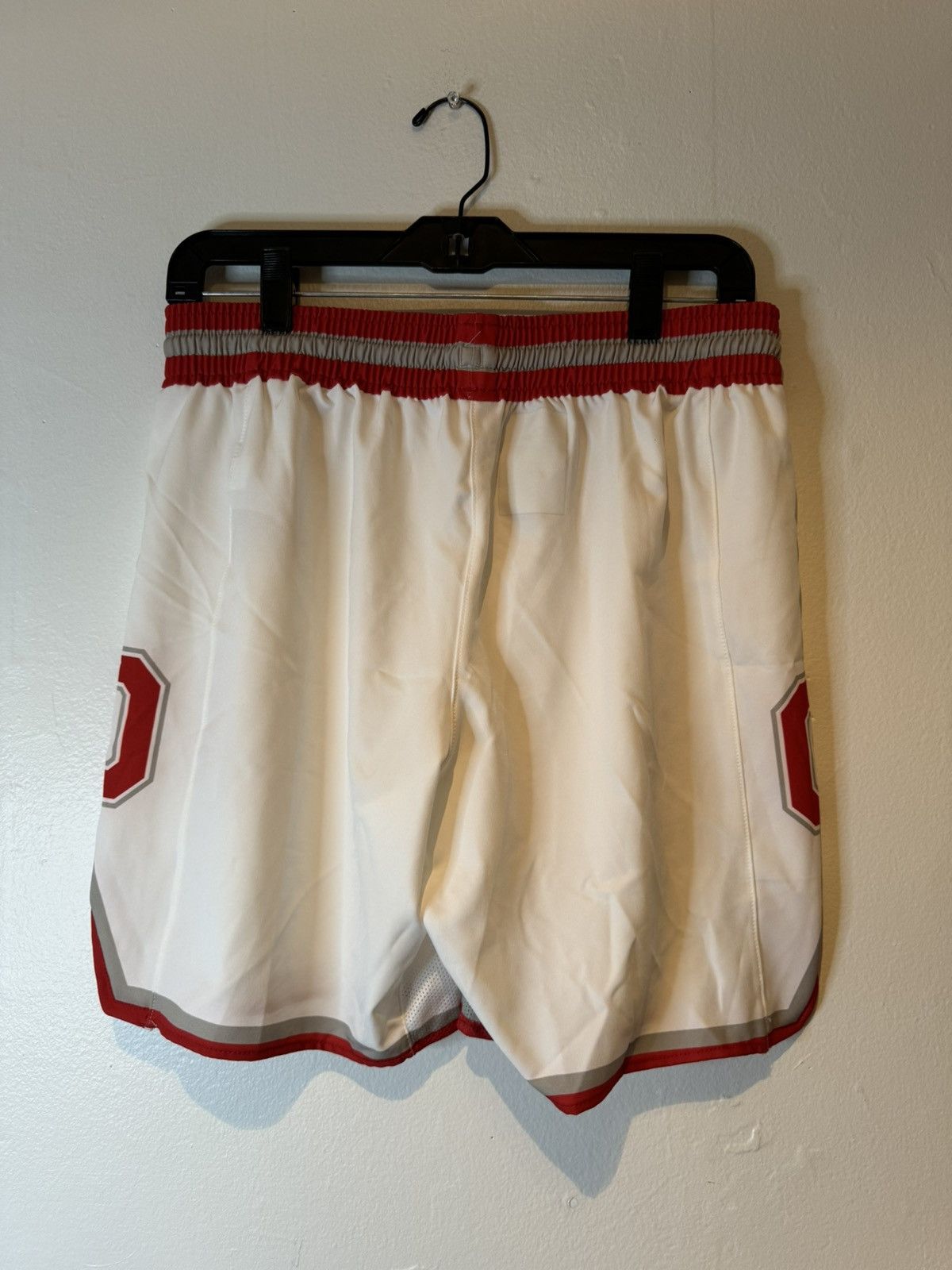 Nike Nike Ohio State Buckeyes Basketball Short Women's M White Size 32" / US 10 / IT 46 - 4 Thumbnail