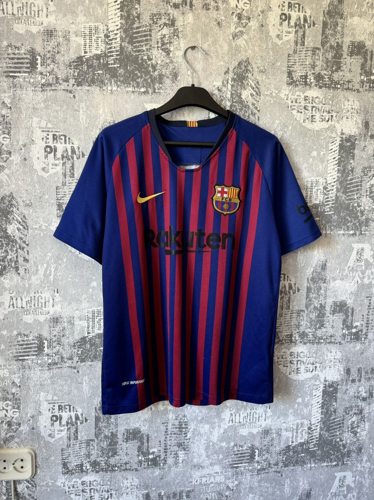 Vintage Nike F.C.Barcelona Vintage Jersey Size US M / EU 48-50 / 2 - 2 Thumbnail