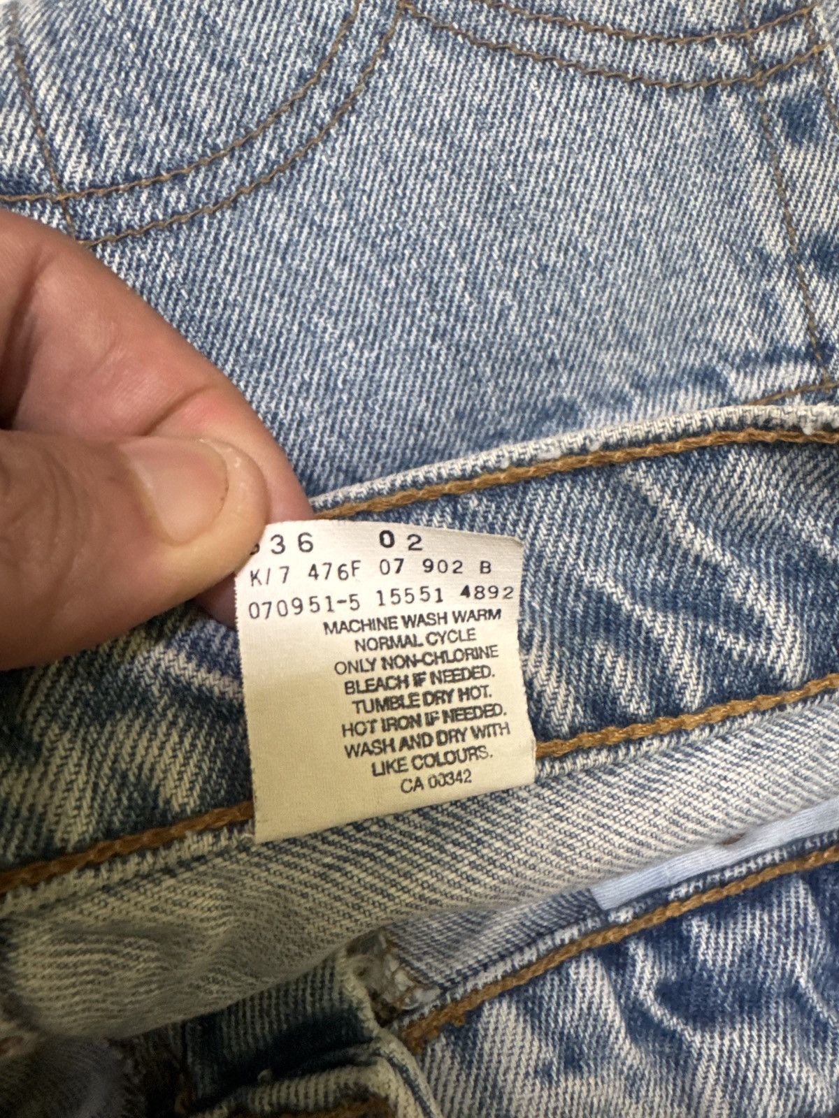 Levi's × Levi's Vintage Clothing × Vintage Vintage 90s Levi's 550 Relaxed Fit Alter Jeans Size US 26 / EU 42 - 16 Thumbnail