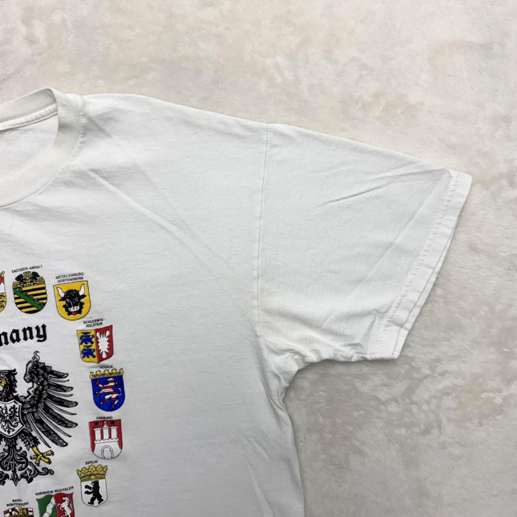 Vintage Germany Eagle Crest Shirt Mens XL White Graphic Travel Souvenir Tee Size US XL / EU 56 / 4 - 4 Thumbnail