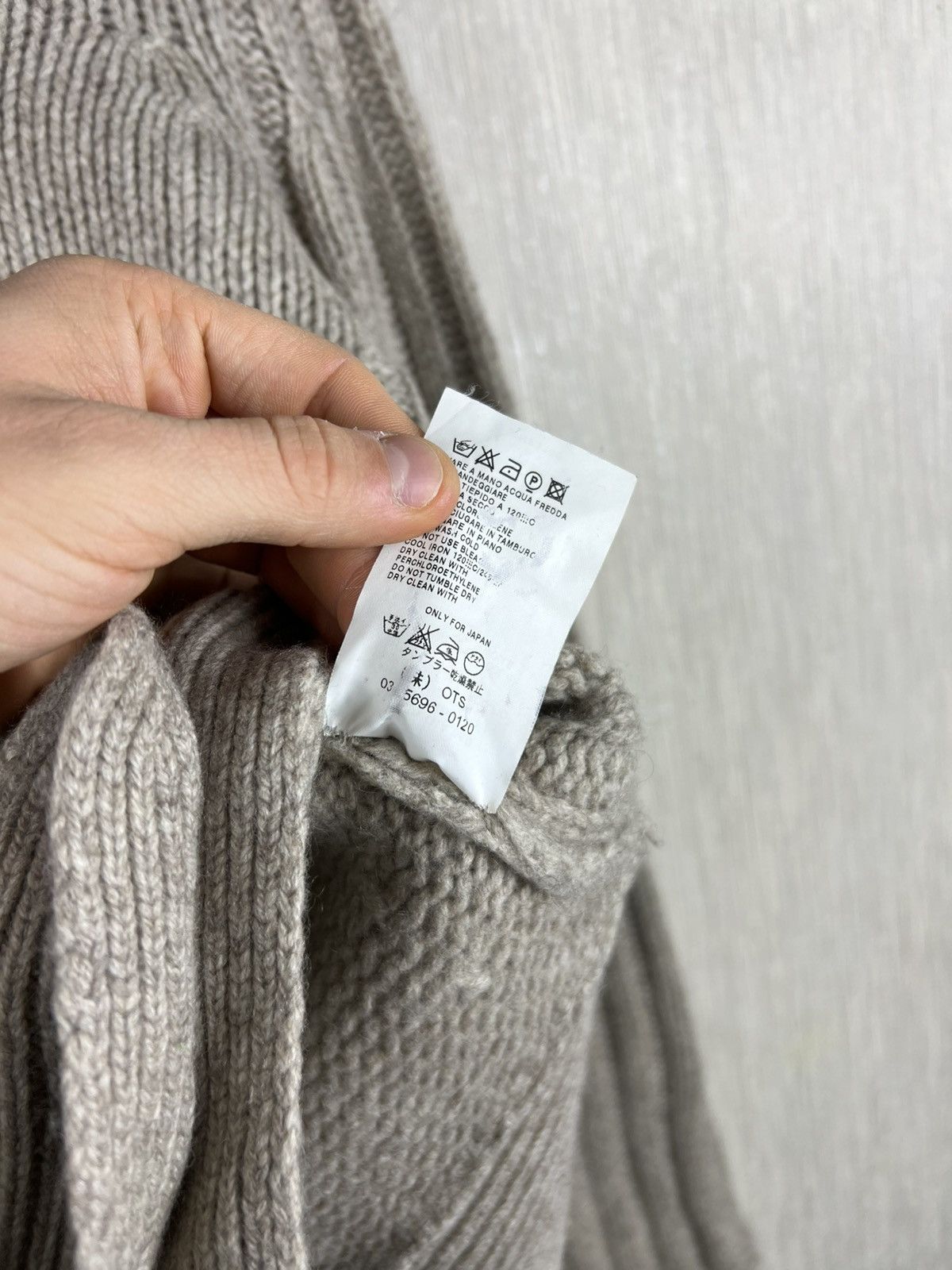 Max Mara S Max Mara wool yak knitted cardigan sweater button up Size S / US 4 / IT 40 - 16 Thumbnail