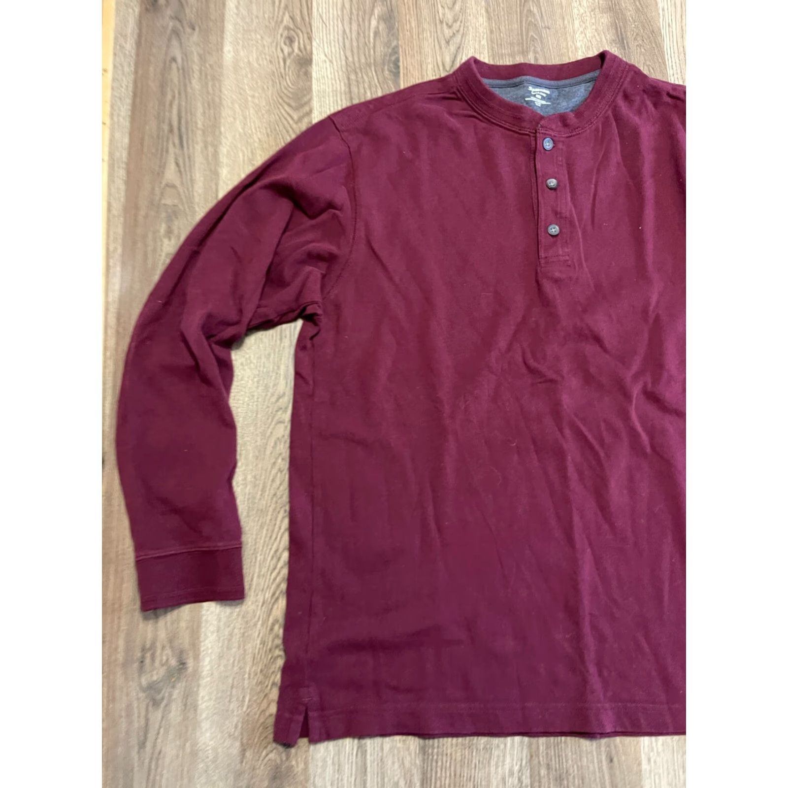 Vintage St. John's Bay Shirt Mens Size M Long Sleeve Suede Jersey Red Maroon Solid T-Shirt Fall Spring Summer Vintage No (if not vintage, omit) Size US M / EU 48-50 / 2 - 3 Thumbnail
