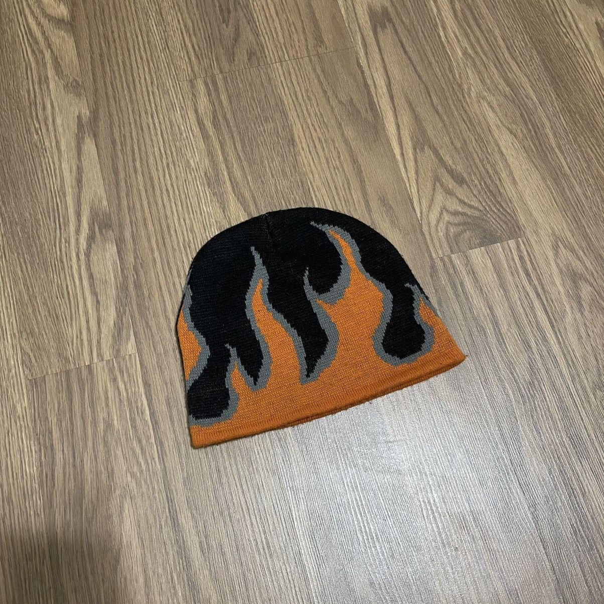 Vintage Orange and black flame beanie hat Size ONE SIZE - 2 Thumbnail