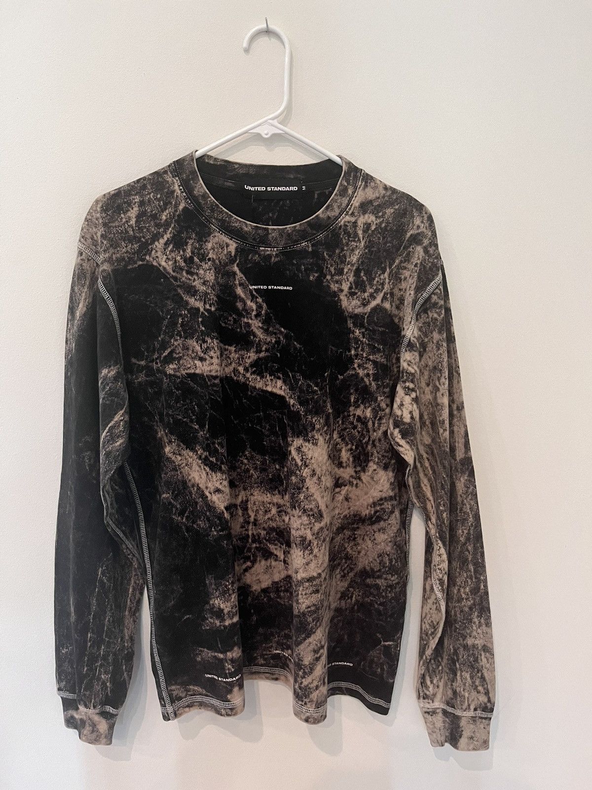 Designer United Standard Acid Washed Long Sleeve T-Shirt Size US M / EU 48-50 / 2 - 1 Thumbnail