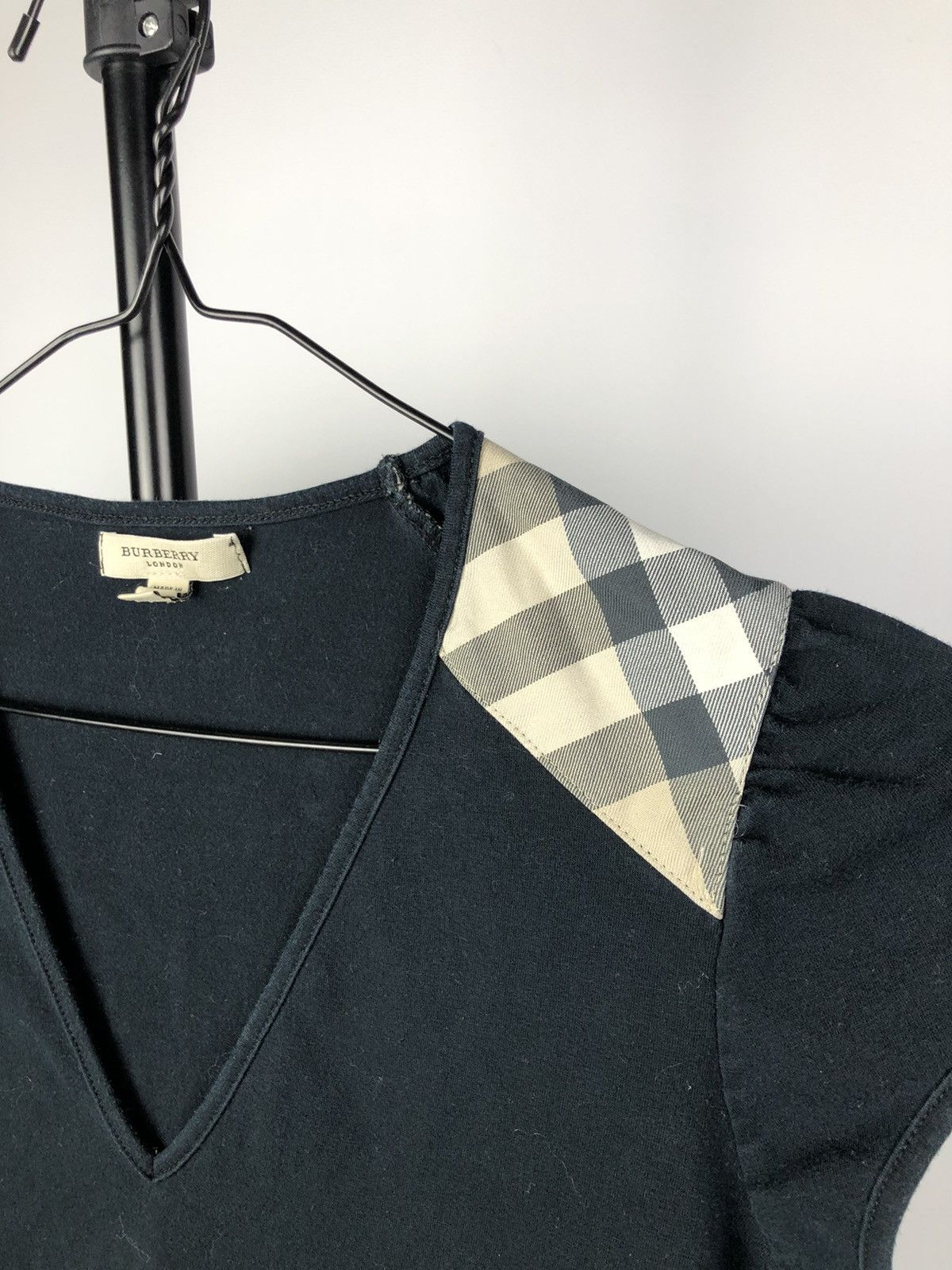 Burberry Vintage Burberry RARE T Shirt women Made in Poland🇵🇱 Size M / US 6-8 / IT 42-44 - 2 Thumbnail