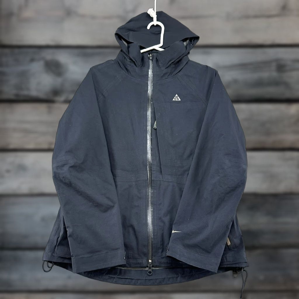 Nike Nike ACG Jacket Womens M Black Hooded Full Zip Goretex Rain Coat Ski Snow Size M / US 6-8 / IT 42-44 - 1 Thumbnail
