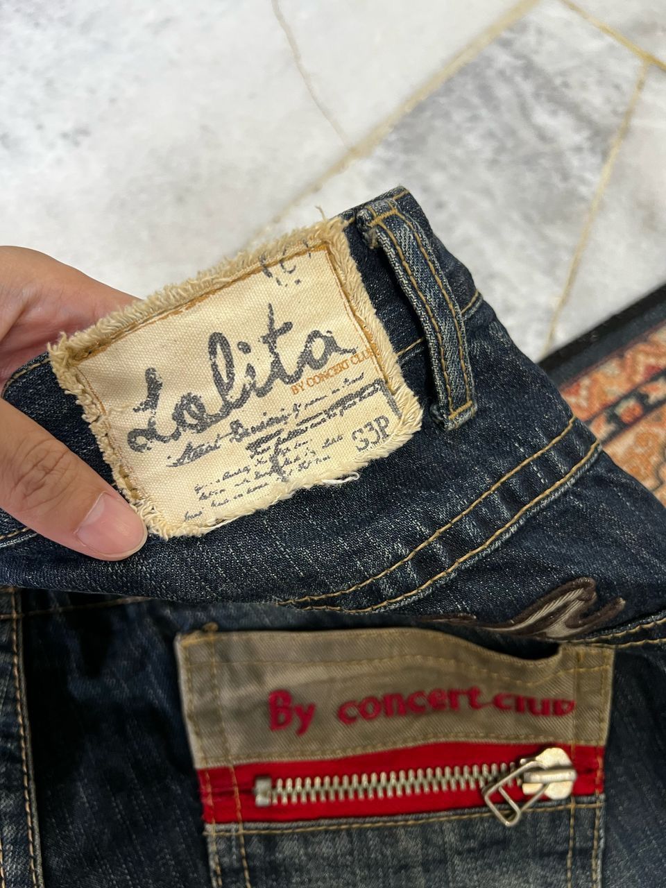Japanese Brand Yoshitomo Nara Lolita Distressed Jeans Size US 35 - 6 Thumbnail
