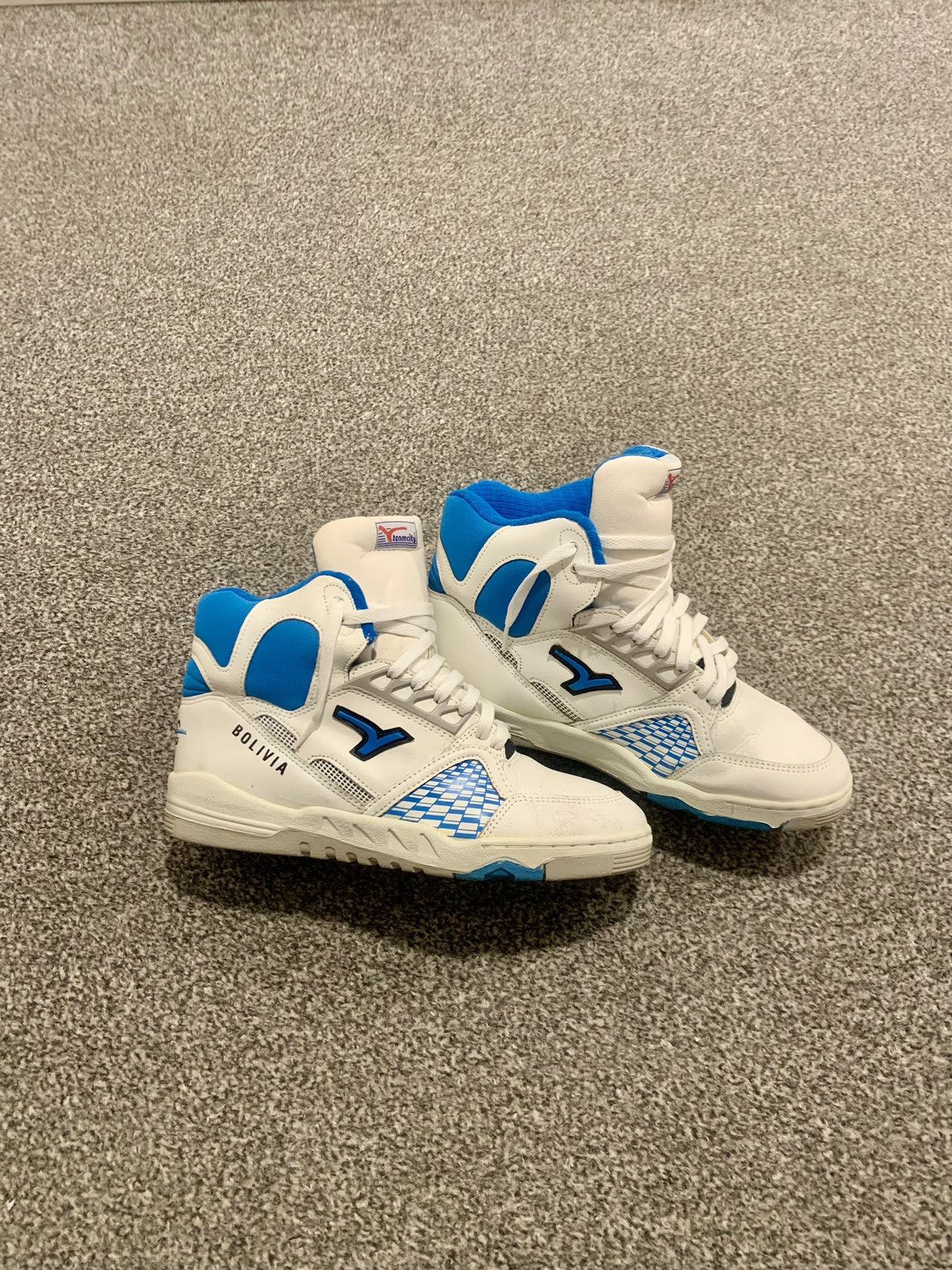 Vintage Vintage UNC Baby Blue High Top Teamcity Sneakers Size US 10.5 / EU 43-44 - 1 Thumbnail