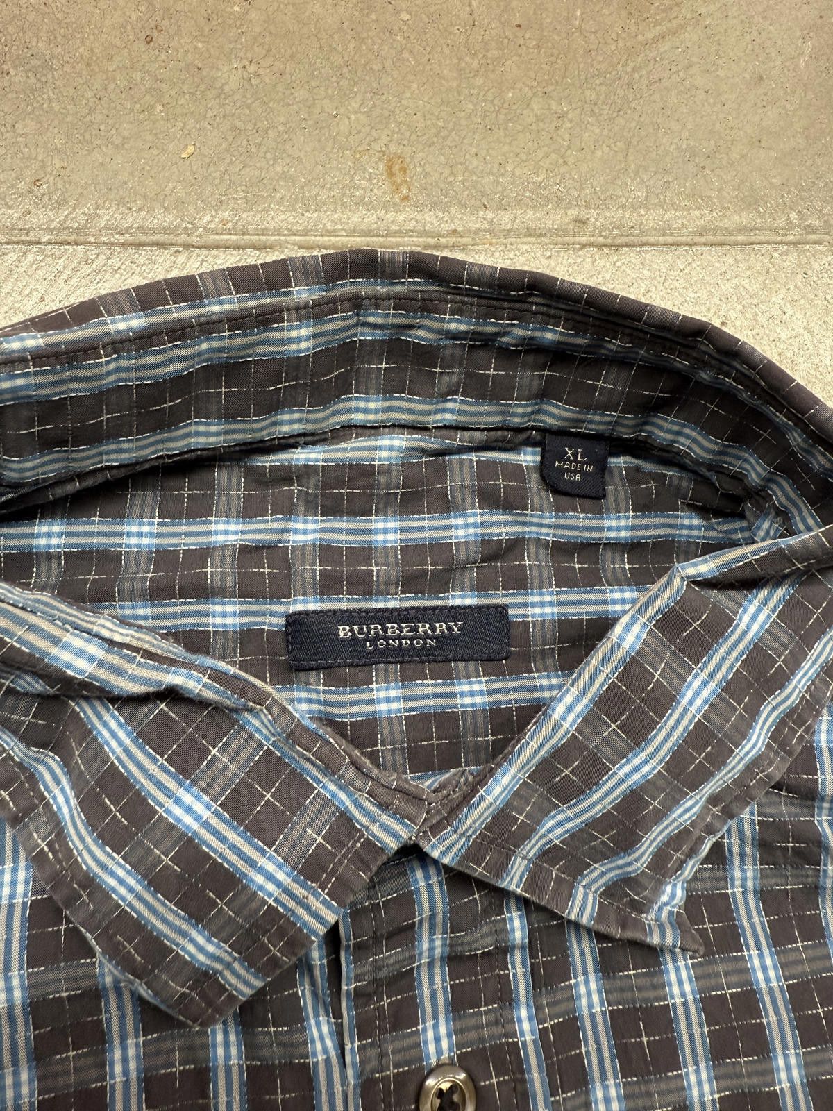 Burberry Burberry London Plaid Button Up Dress Shirt USA 100% Cotton Size 44R - 4 Thumbnail