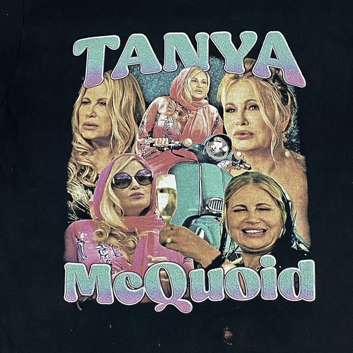 Gildan The white lotus tv series movie character tanya mcquoid Size US M / EU 48-50 / 2 - 2 Thumbnail