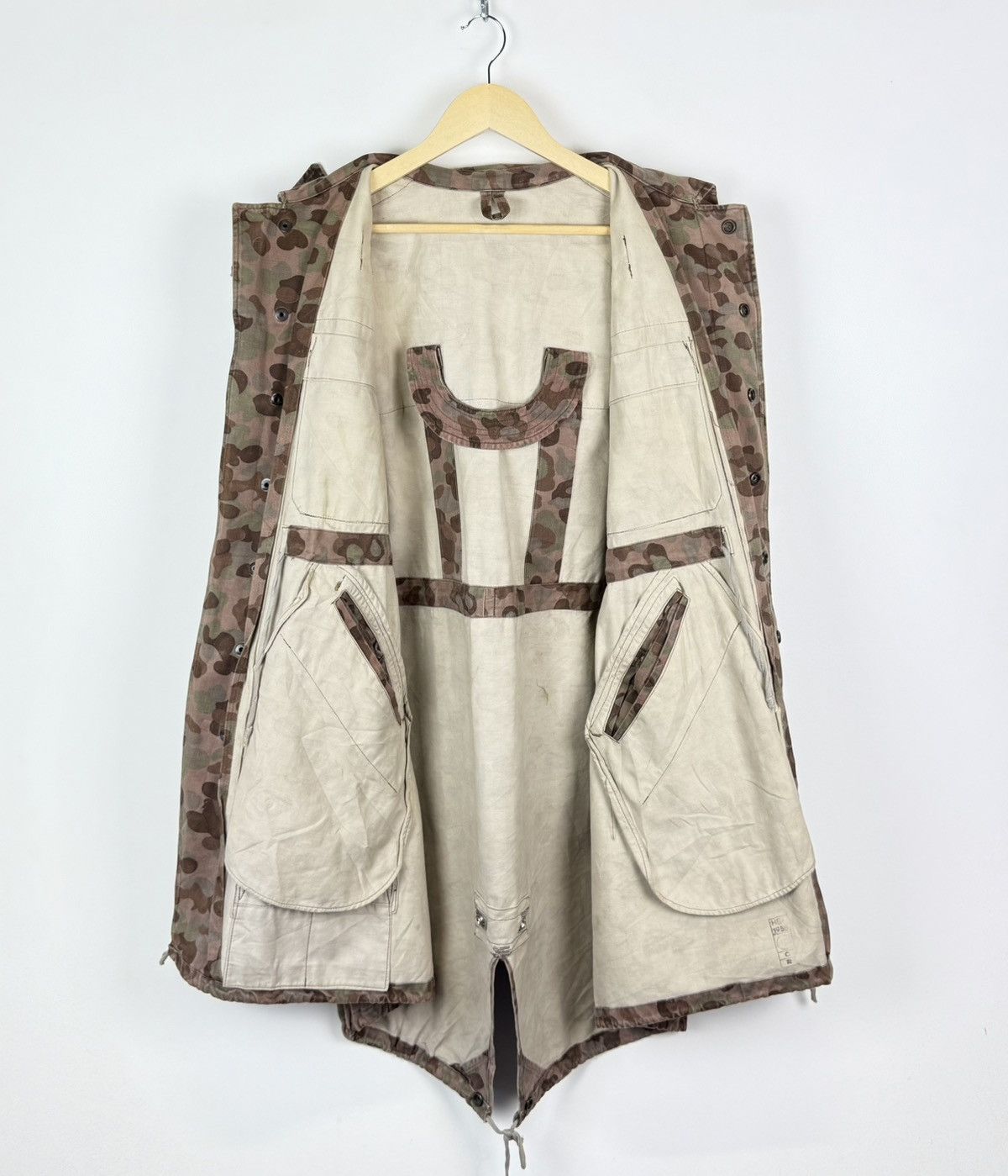 Vintage Vintage Austrian Army Kaz 57 Pea Dot Camo Parka Coat Jacket Size US XL / EU 56 / 4 - 7 Thumbnail