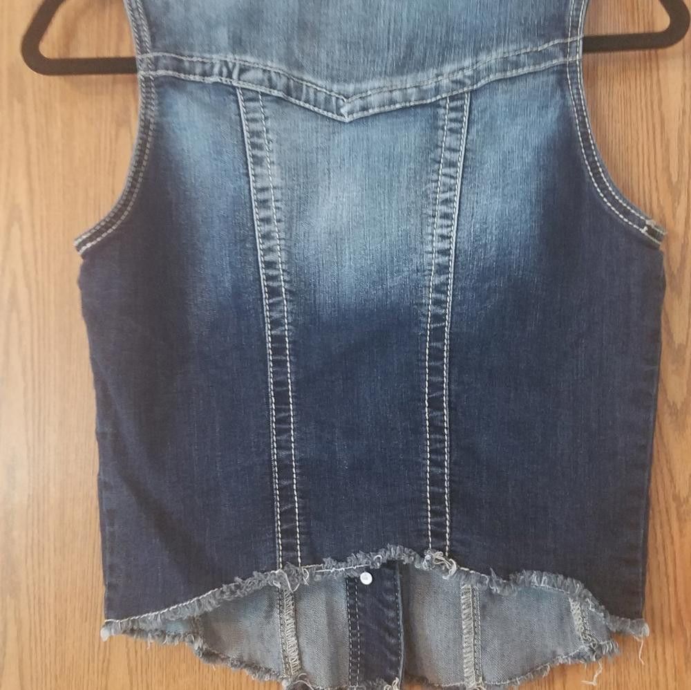 Designer Maurices Denim Vest Size Small Size S / US 4 / IT 40 - 3 Thumbnail