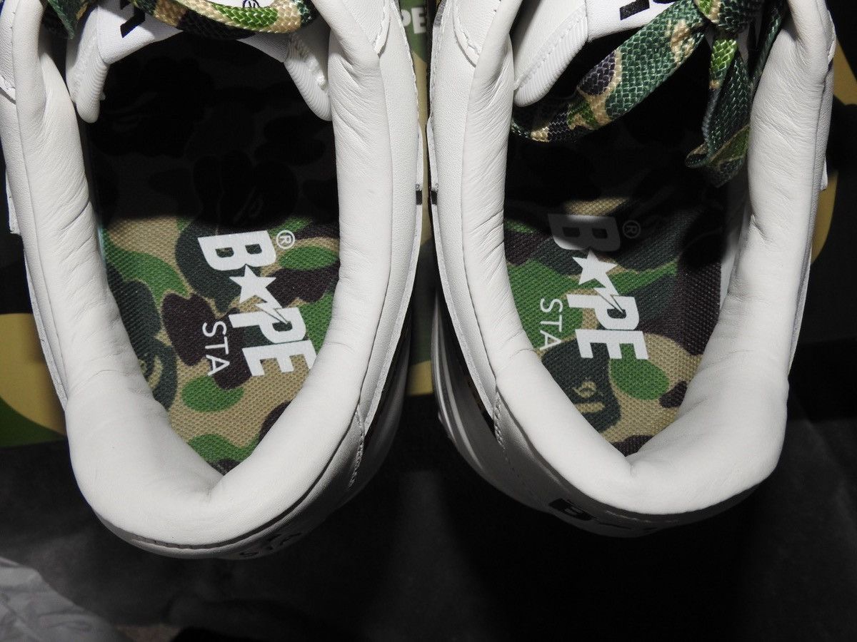 Bape BAPE STA Low White / Green ABC Camo (2024) Size US 10 / EU 43 - 4 Thumbnail
