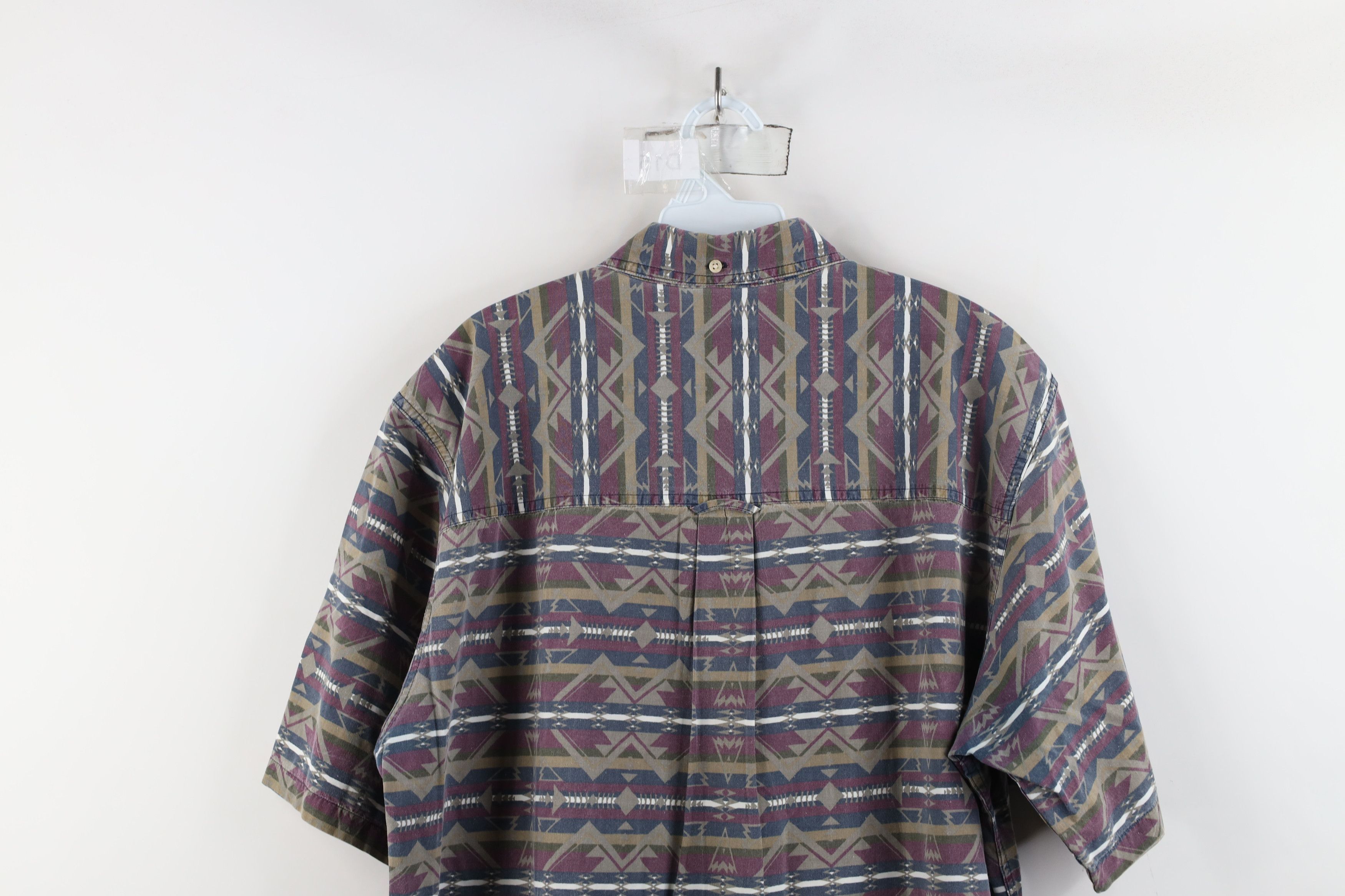 Vintage Vintage 90s Streetwear Southwestern Short Sleeve Shirt Size US L / EU 52-54 / 3 - 14 Thumbnail