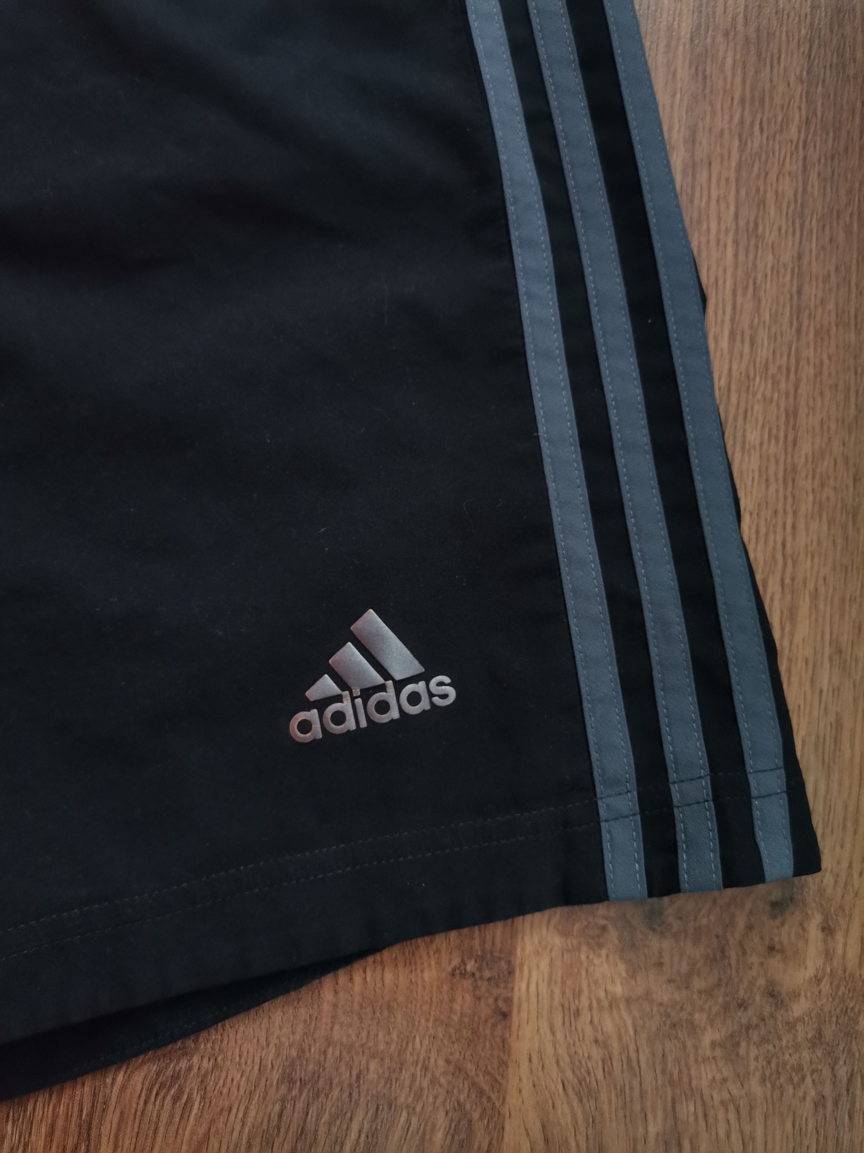 Adidas Adidas Shorts Size US 32 / EU 48 - 2 Thumbnail